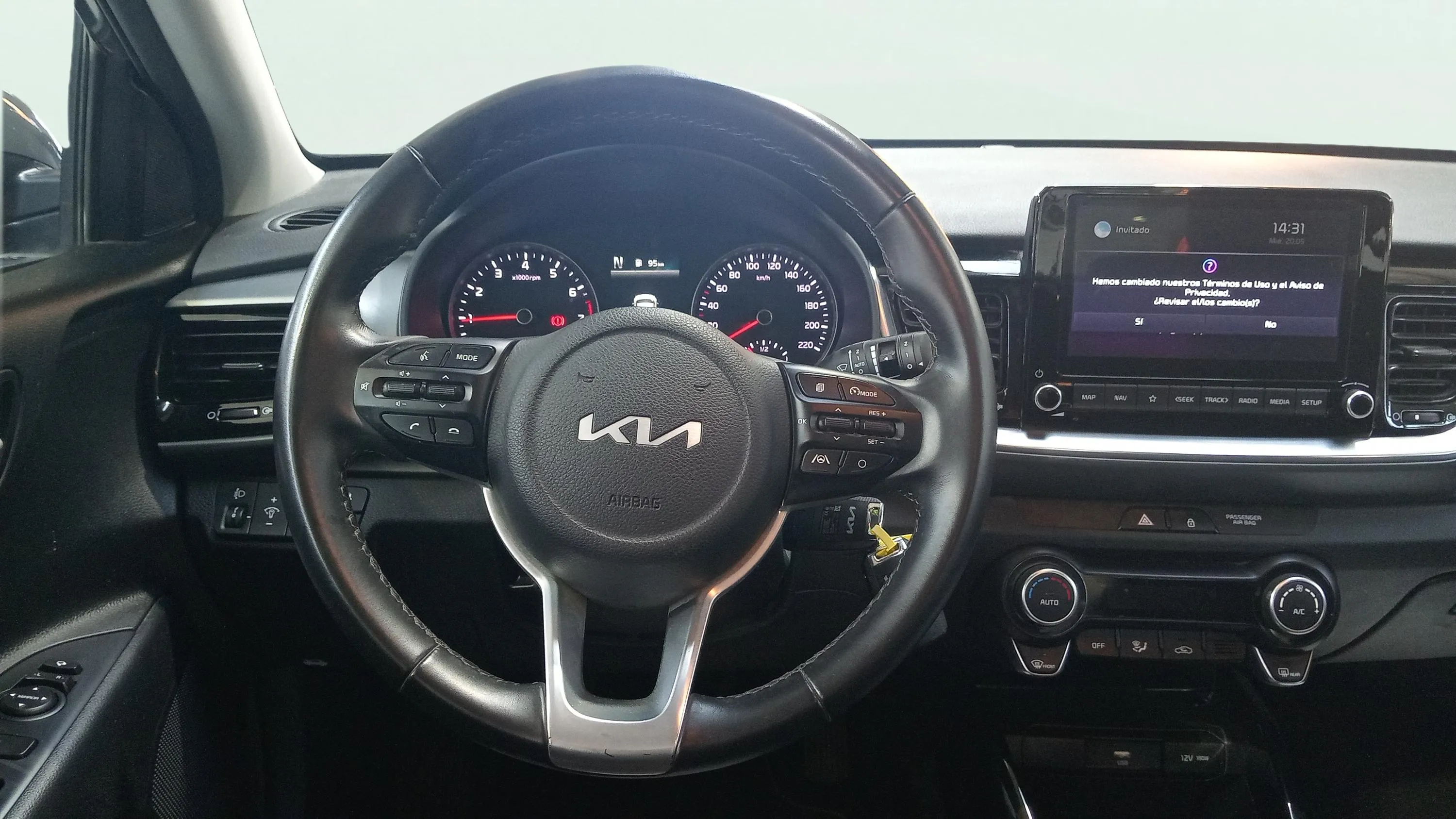 Kia Stonic 1.0 T-GDi MHEV iMT Drive - foto 14
