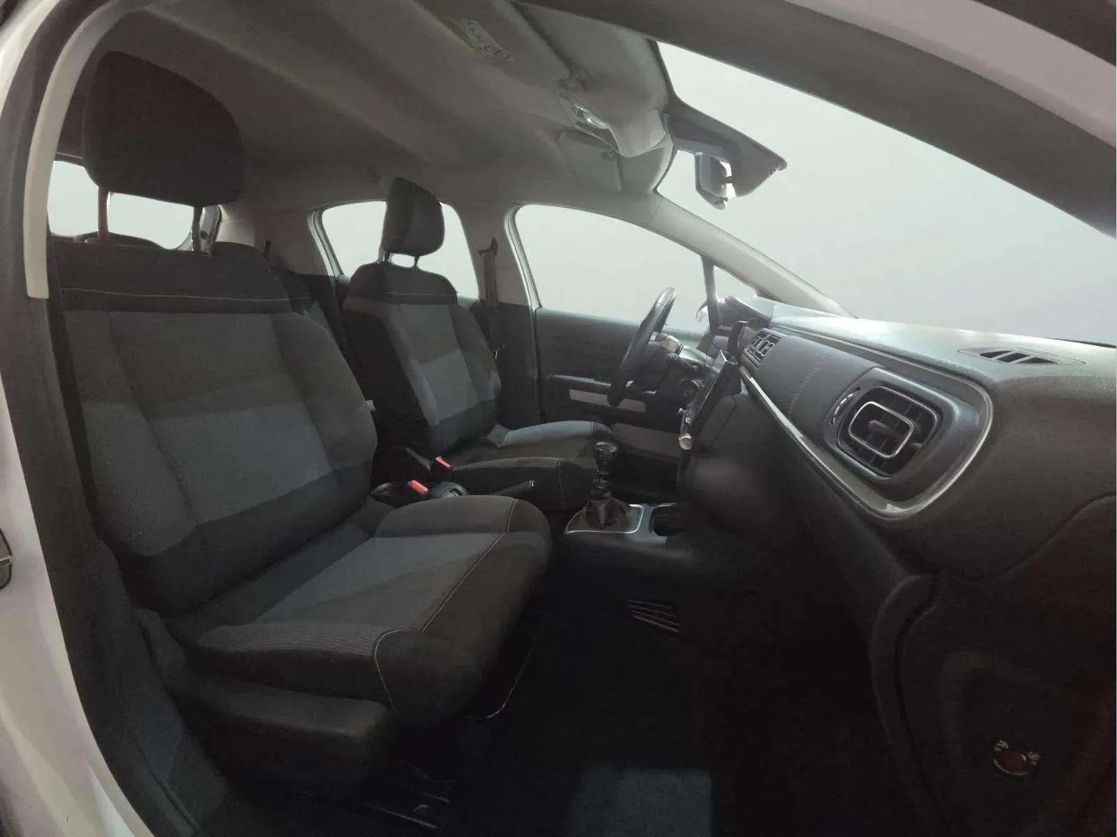 Citroën C3 BlueHDi C-Series - foto 11