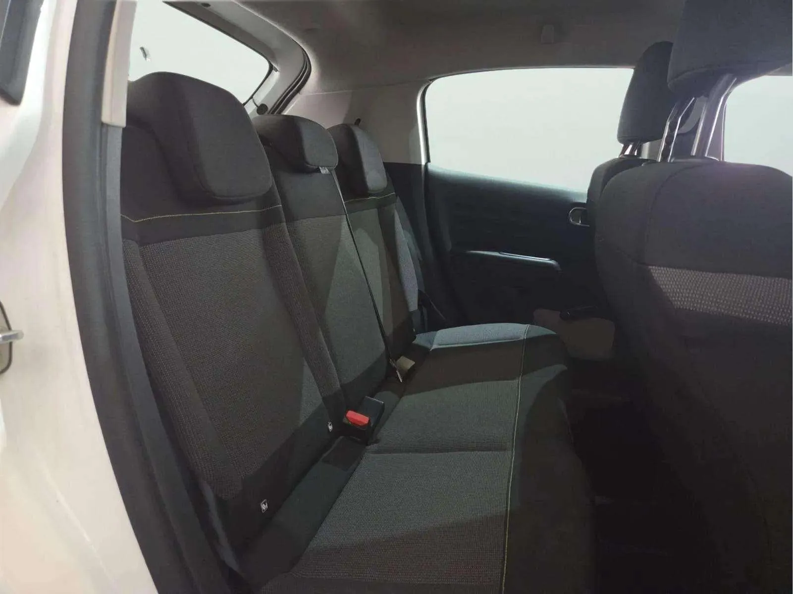 Citroën C3 BlueHDi C-Series - foto 12