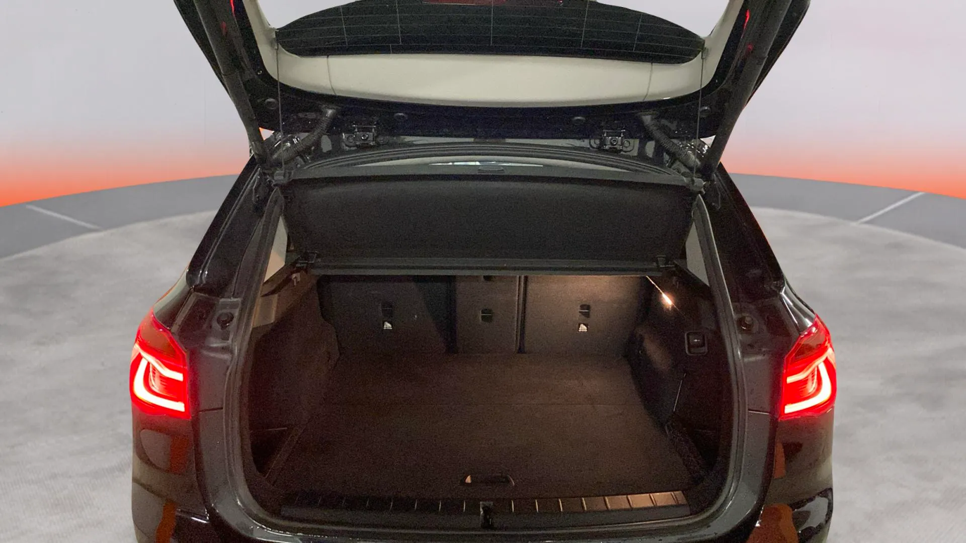 BMW X1 sDrive16d - foto 9