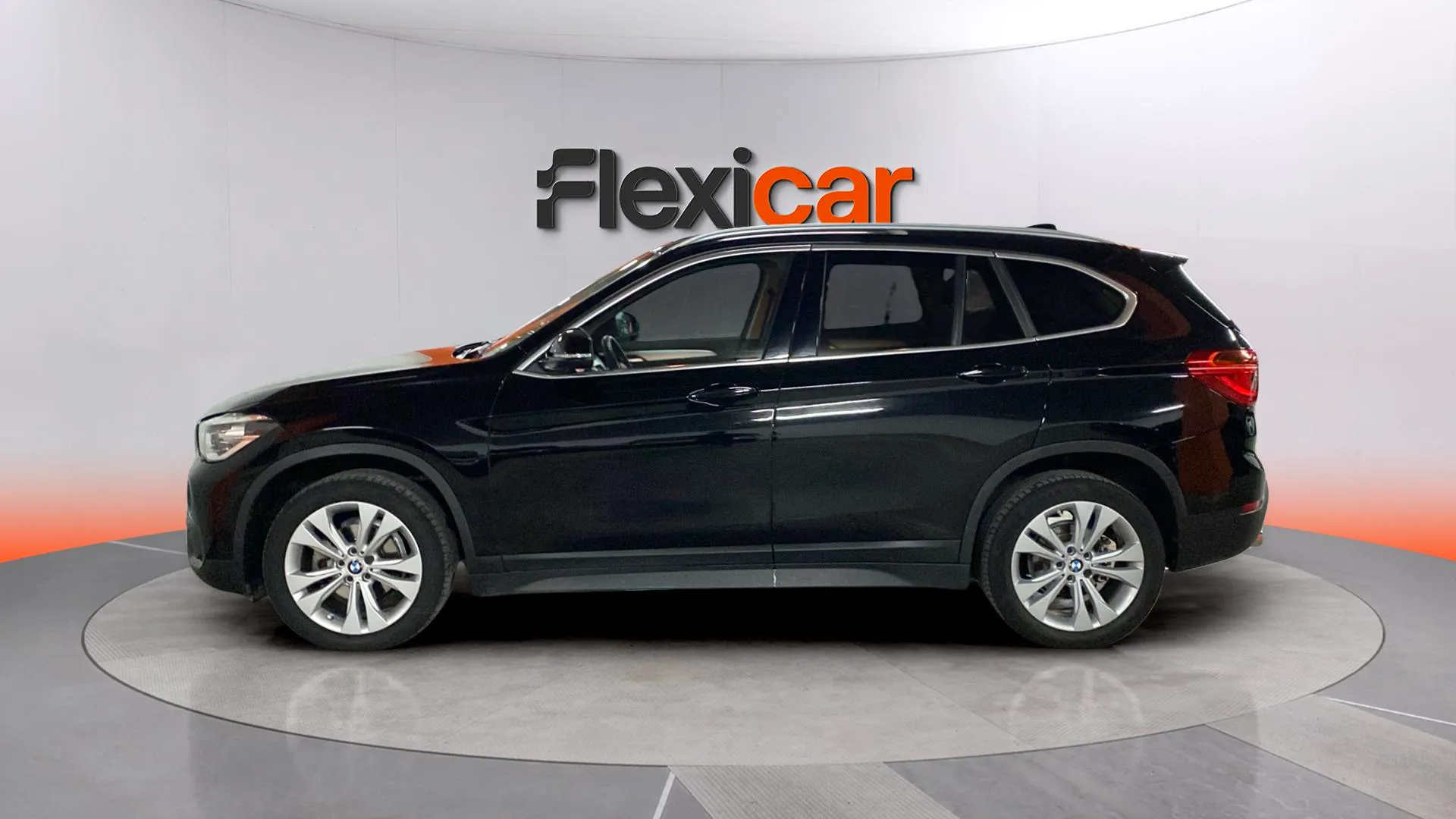 BMW X1 sDrive16d - foto 4