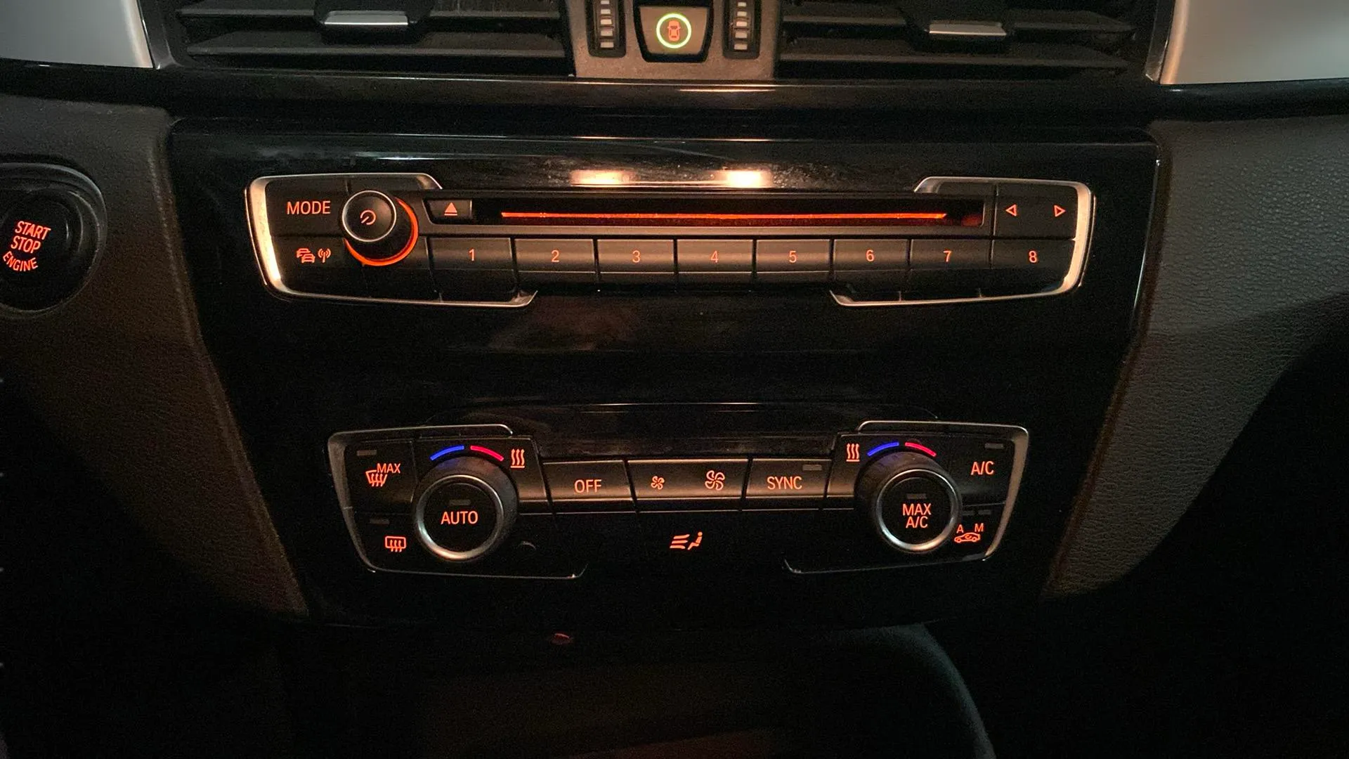 BMW X1 sDrive16d - foto 24