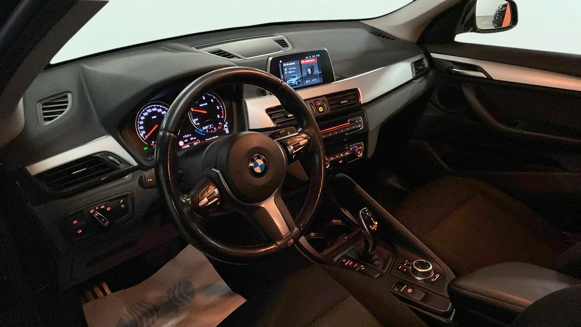 BMW X1 sDrive16d - foto 10