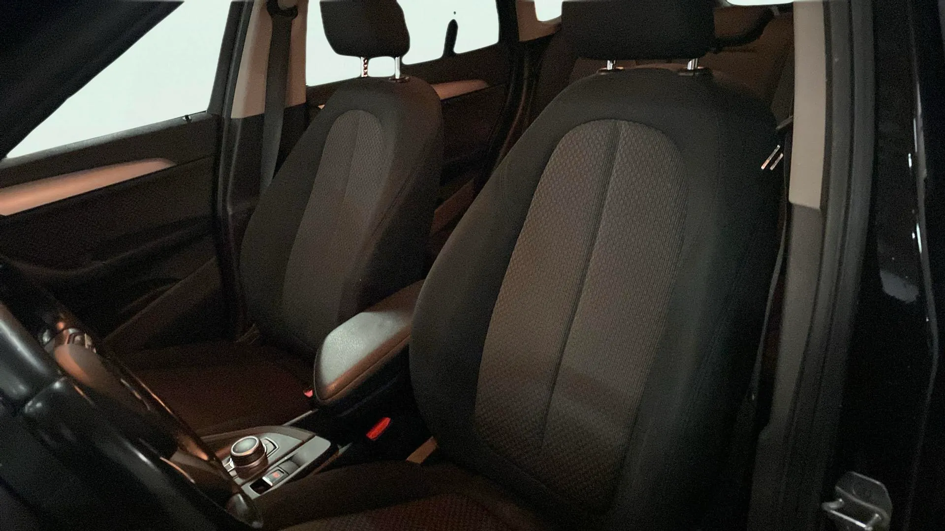 BMW X1 sDrive16d - foto 27