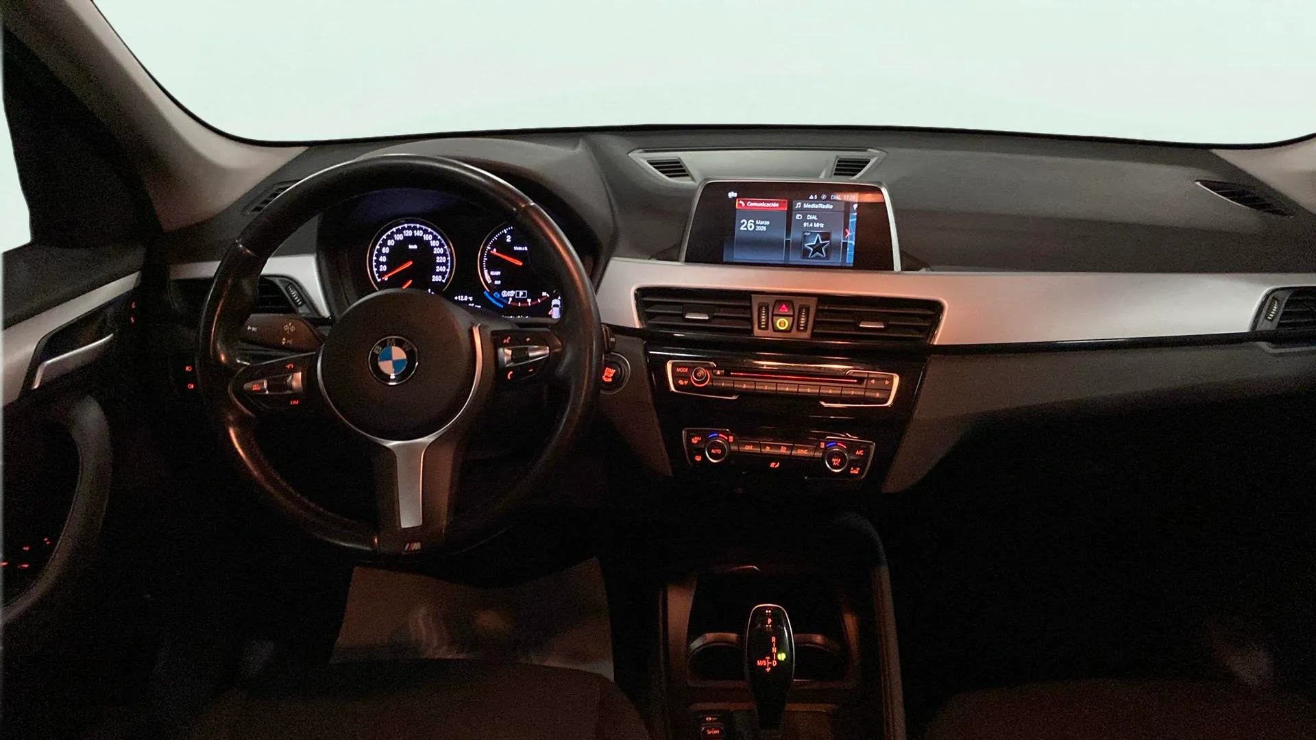 BMW X1 sDrive16d - foto 12