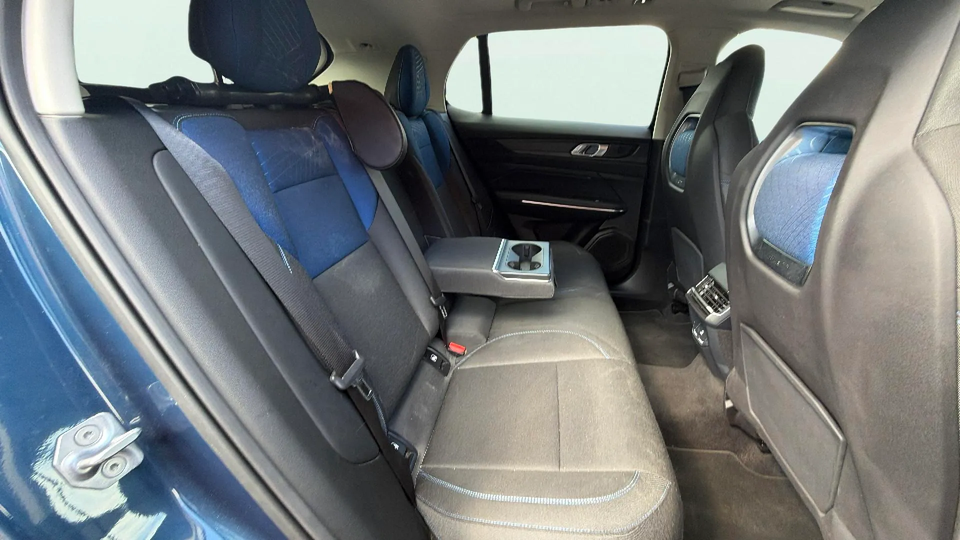 Lynk & Co 01 1.5 PHEV 6. - foto 20