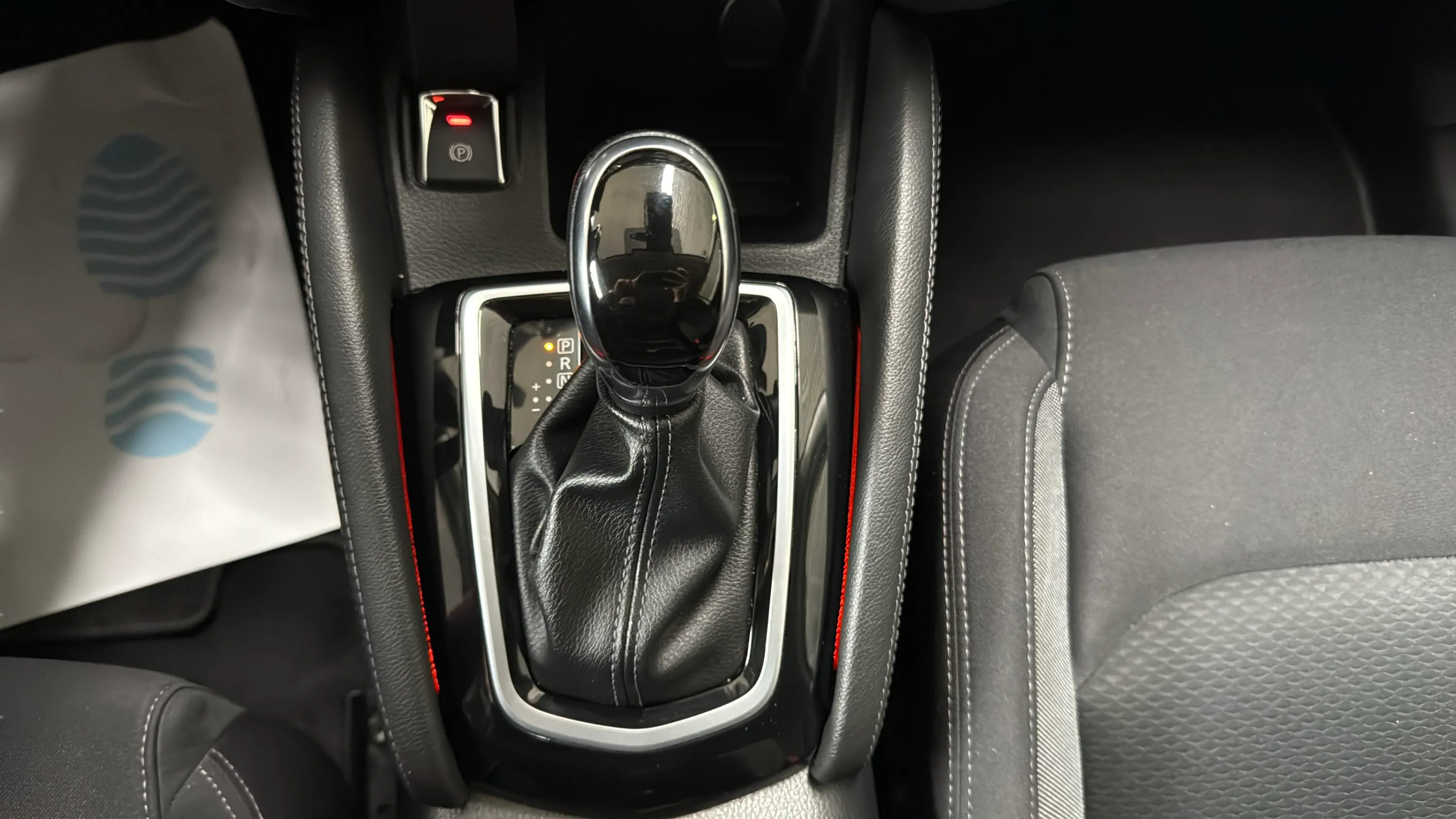 Nissan Qashqai DIG-T E6D DCT N-Connecta - foto 21