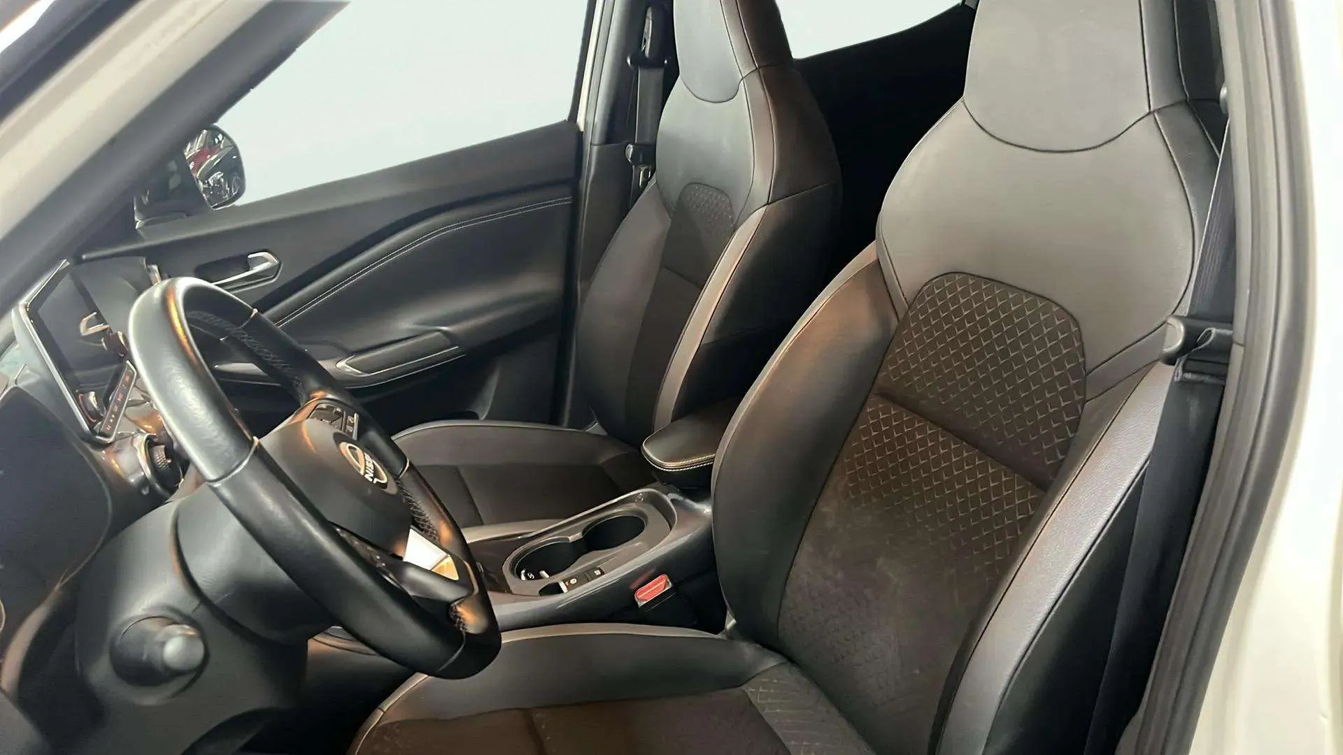 Nissan Juke DIG-T N-Design Black - foto 23
