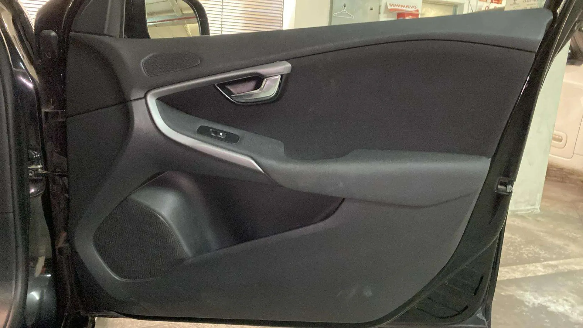 Volvo V40 1.6 D2 Básico - foto 26