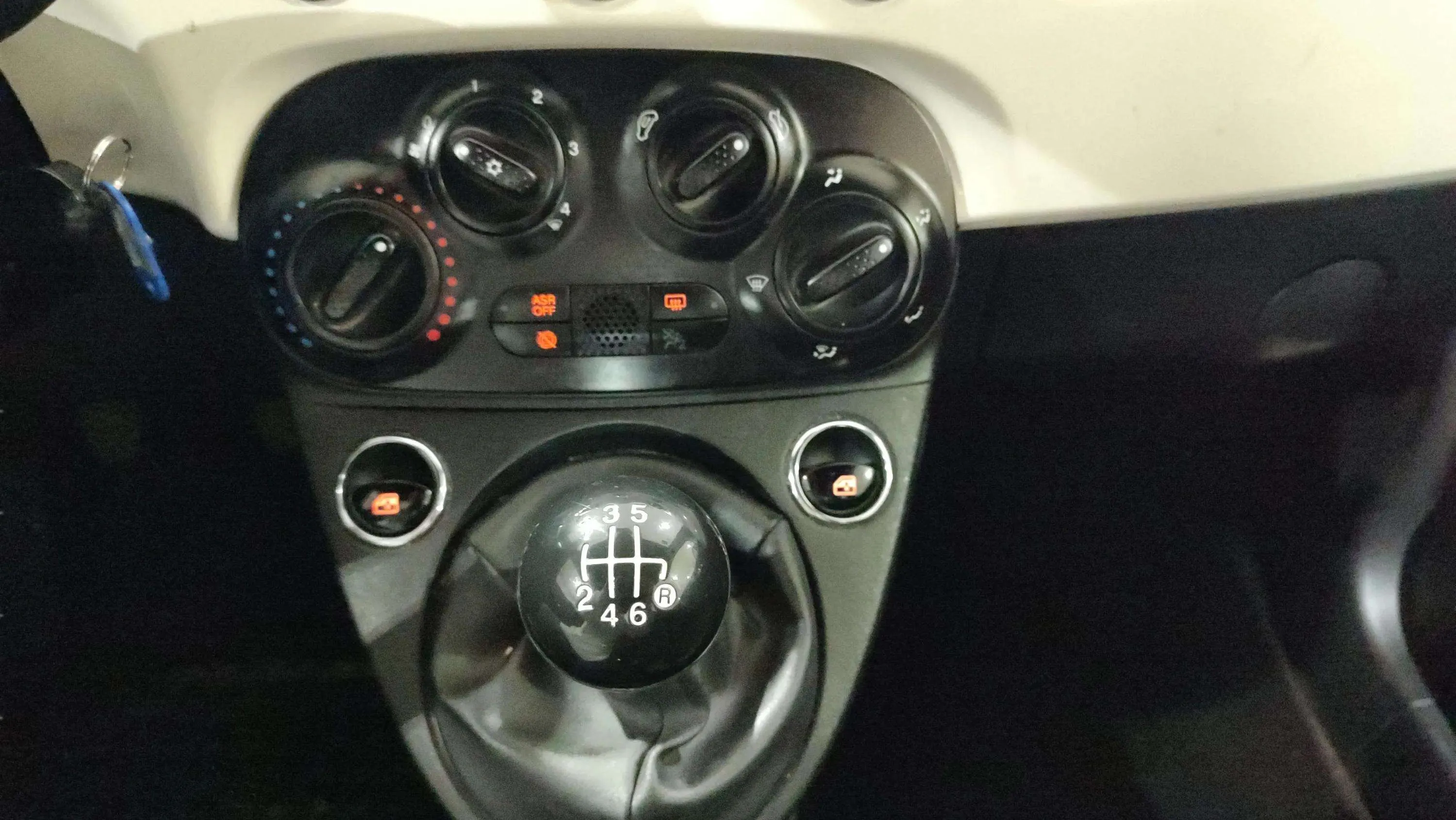Fiat 500 Monotrim 1.0 Hybrid - foto 18