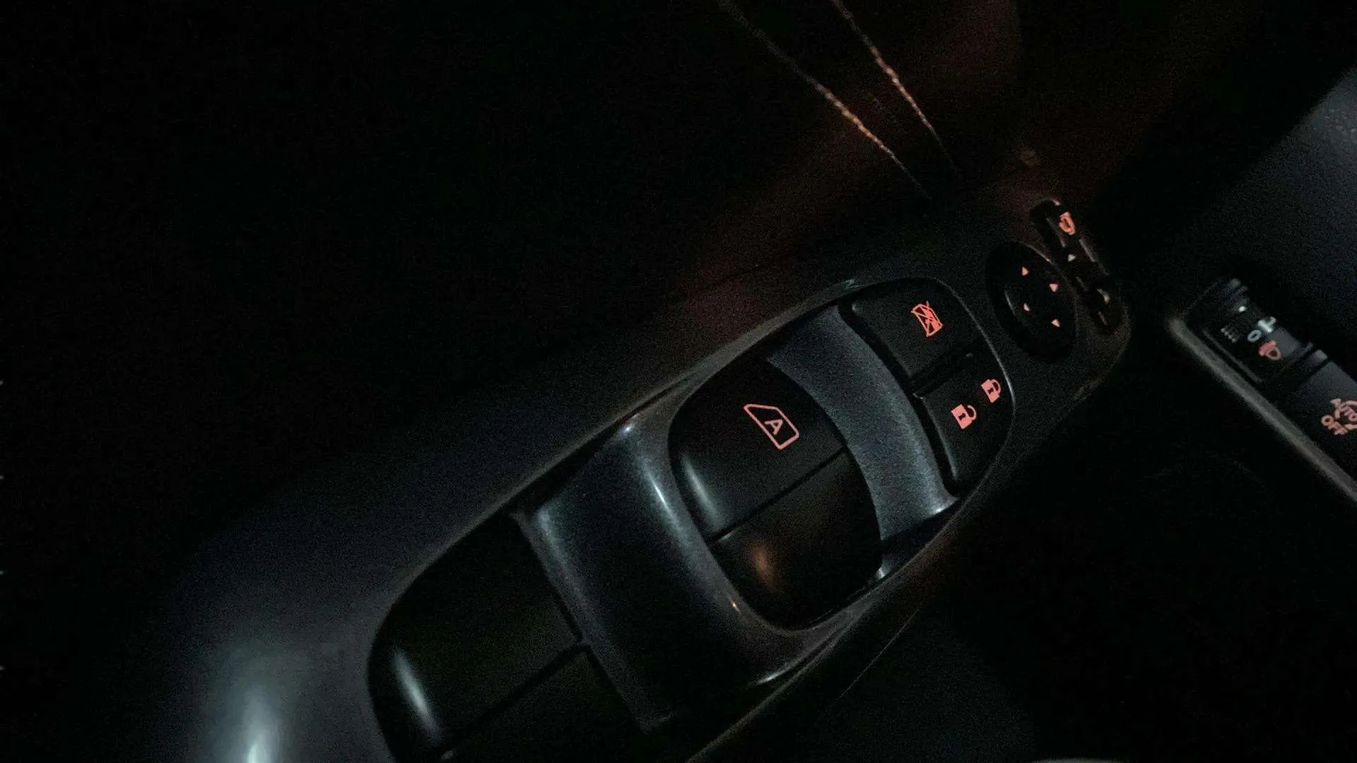 Nissan Juke DIG-T Tekna - foto 18