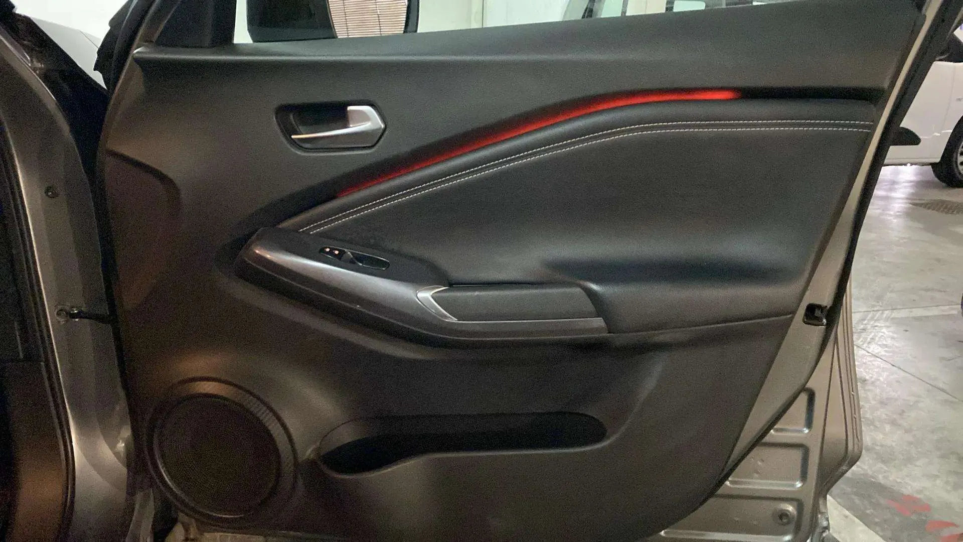 Nissan Juke DIG-T Tekna - foto 27