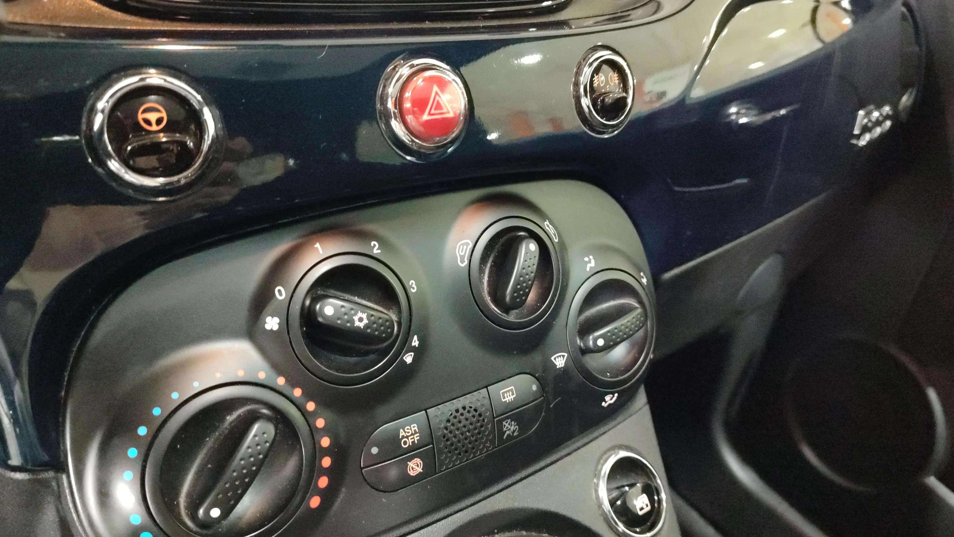 Fiat 500 Monotrim 1.0 Hybrid - foto 14