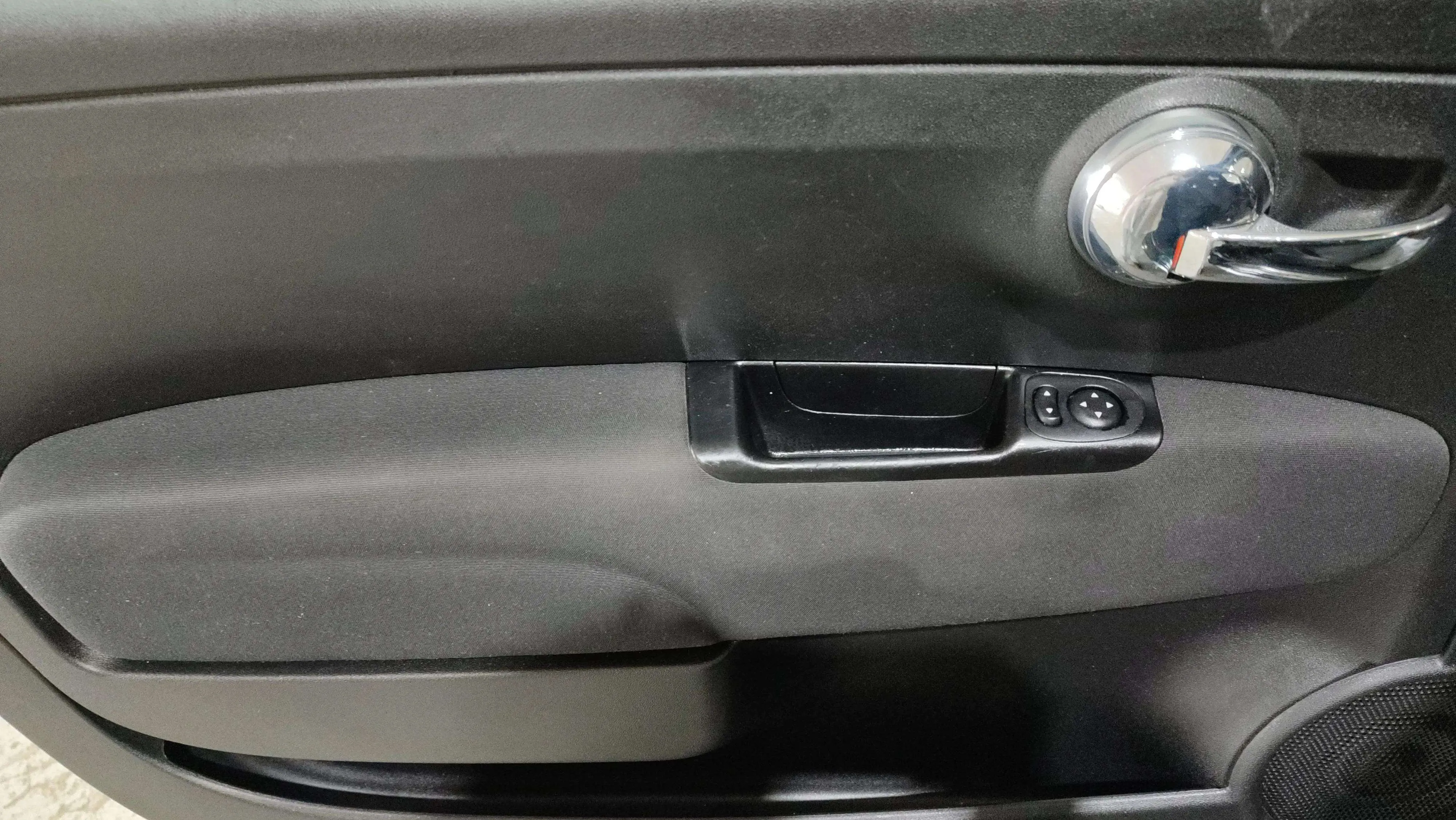 Fiat 500 Monotrim 1.0 Hybrid - foto 6