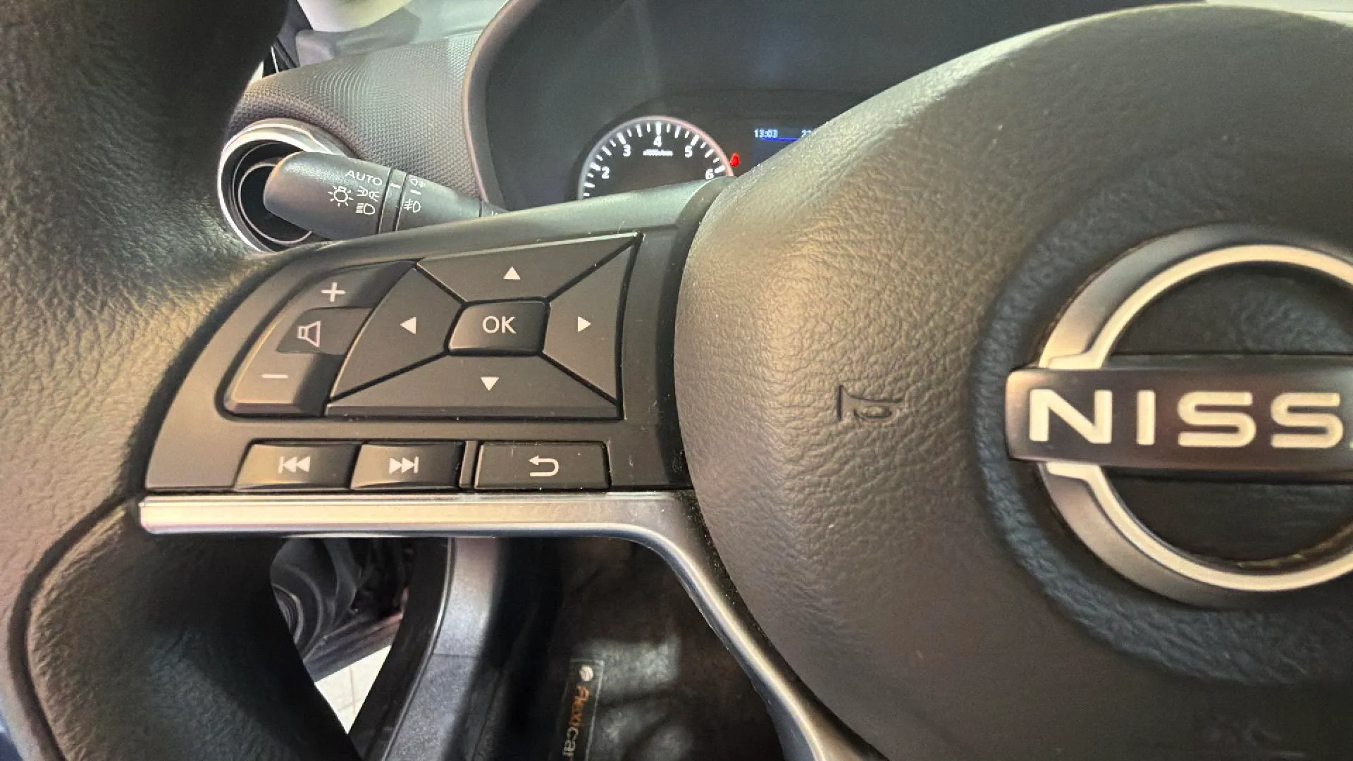 Nissan Juke DIG-T Acenta - foto 13