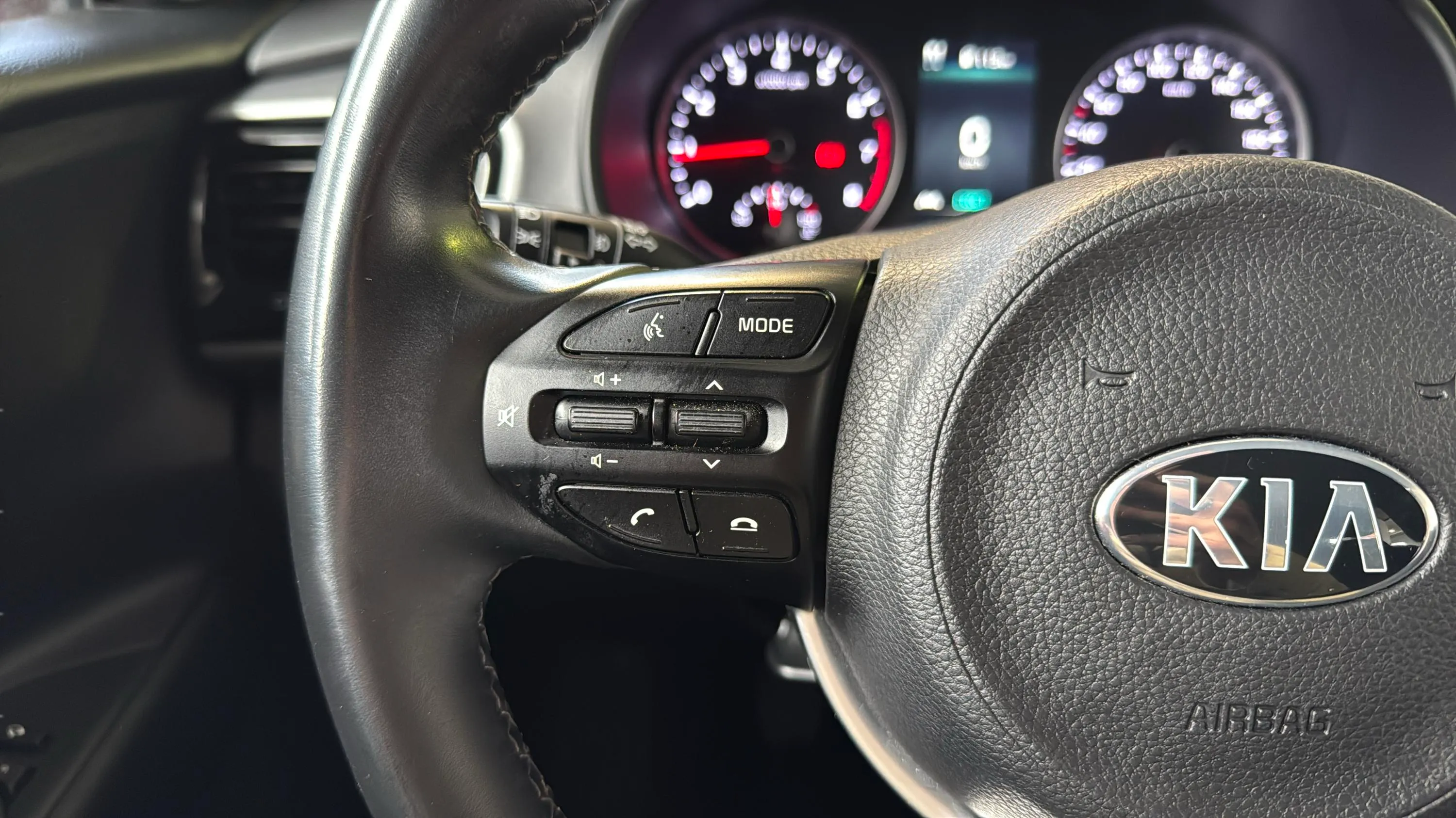Kia Stonic 1.0 T-GDi MHEV iMT Drive - foto 20