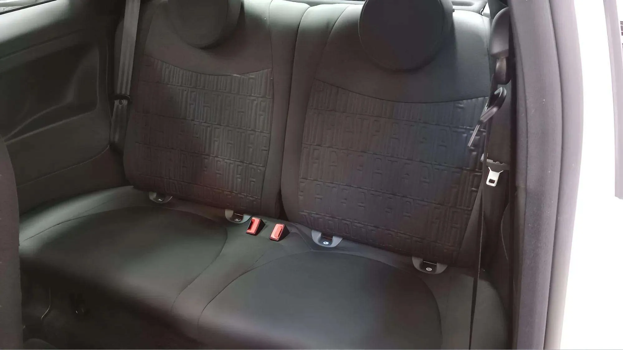 Fiat 500 Monotrim 1.0 Hybrid - foto 11