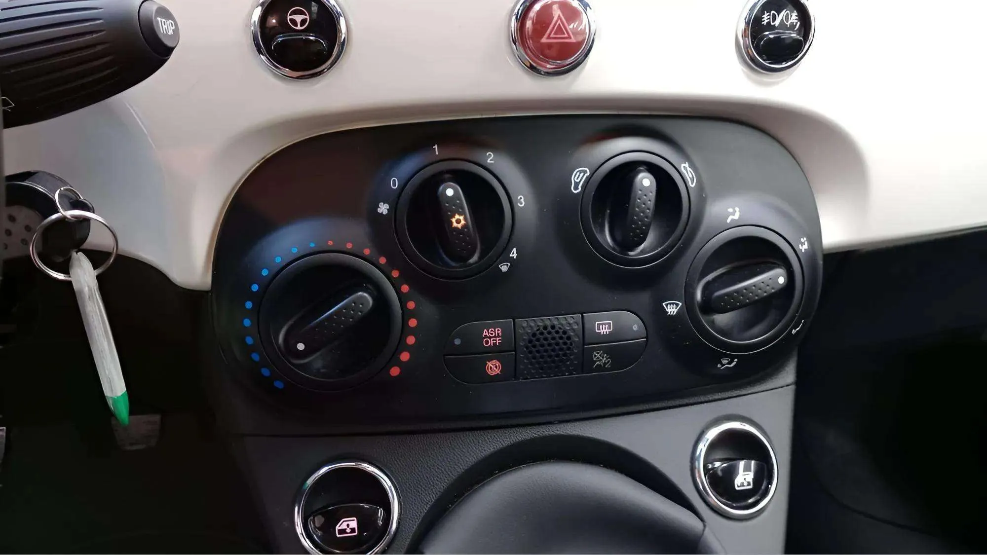 Fiat 500 Monotrim 1.0 Hybrid - foto 13