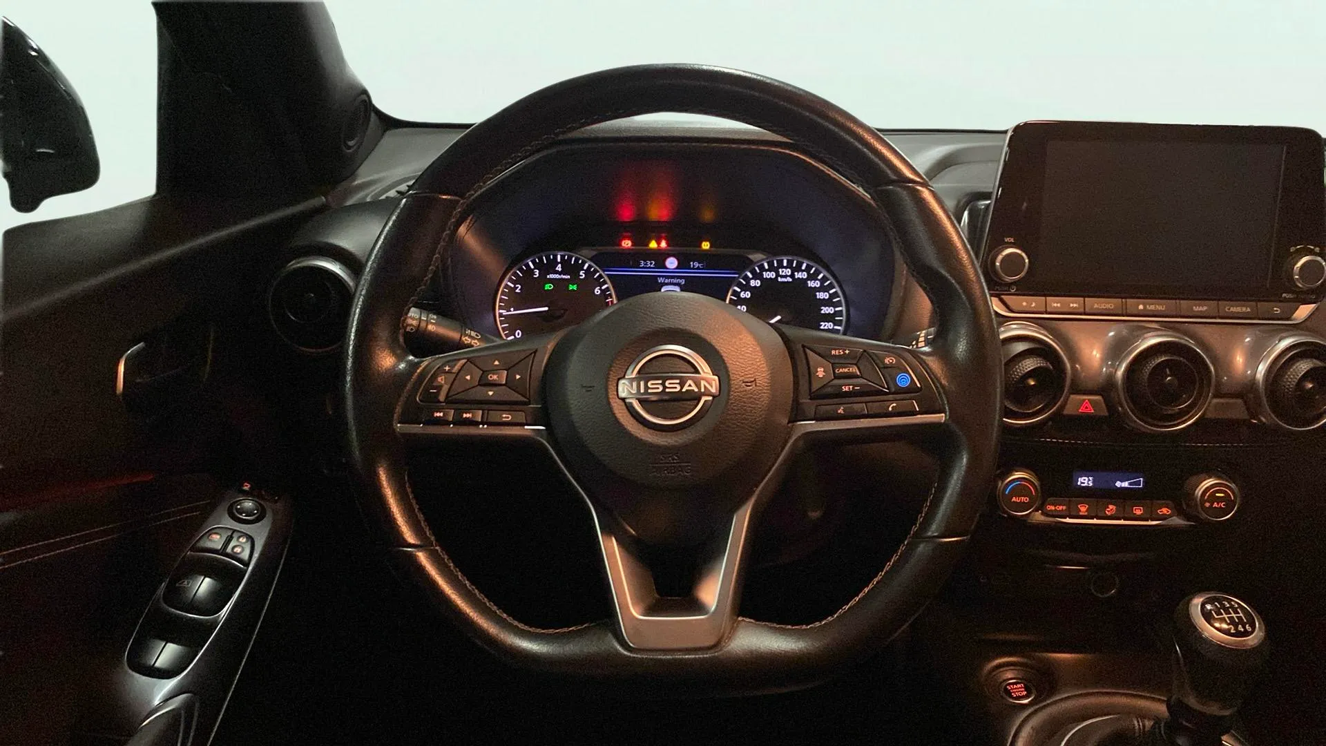 Nissan Juke DIG-T Tekna - foto 13