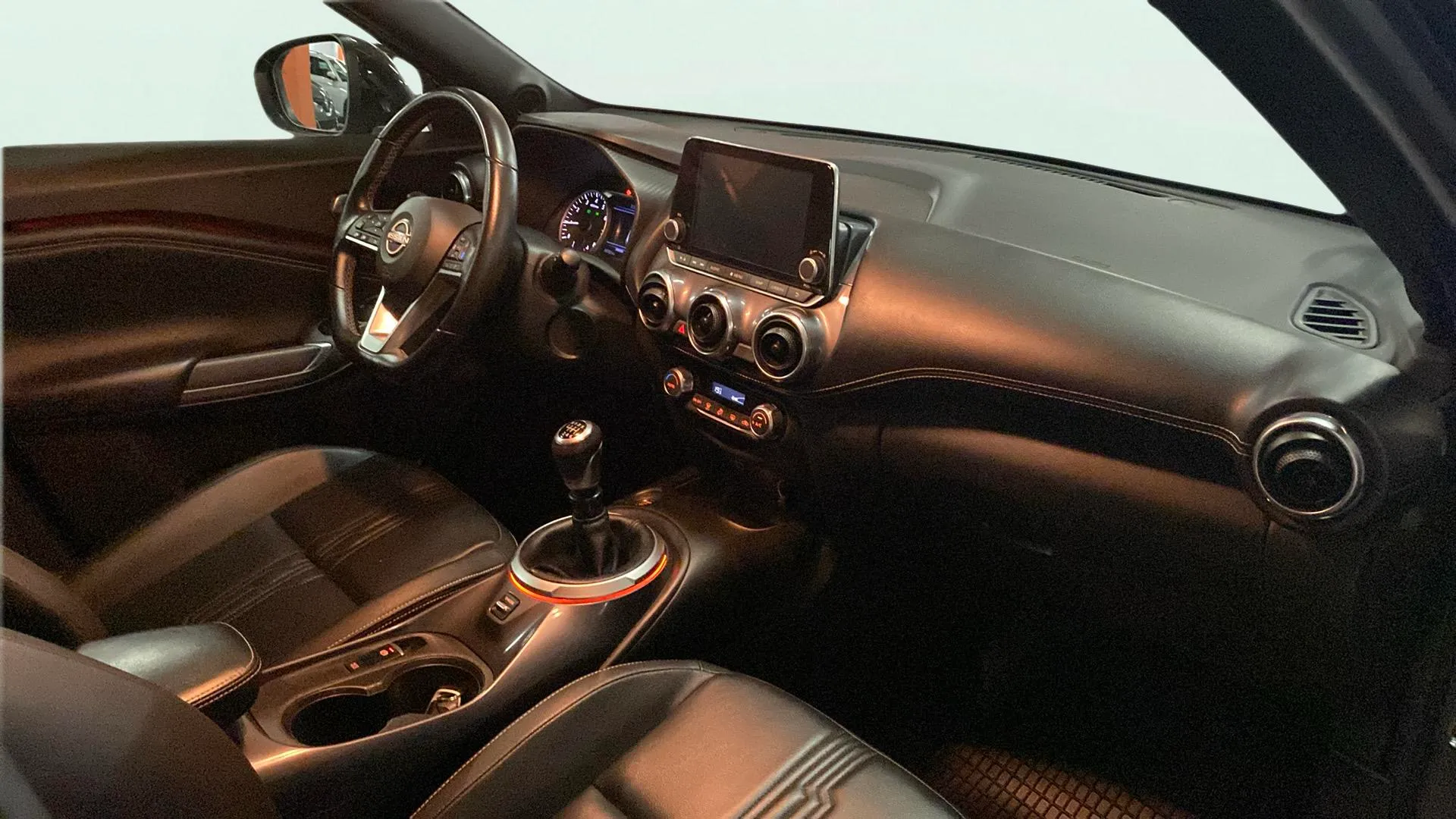 Nissan Juke DIG-T Tekna - foto 11