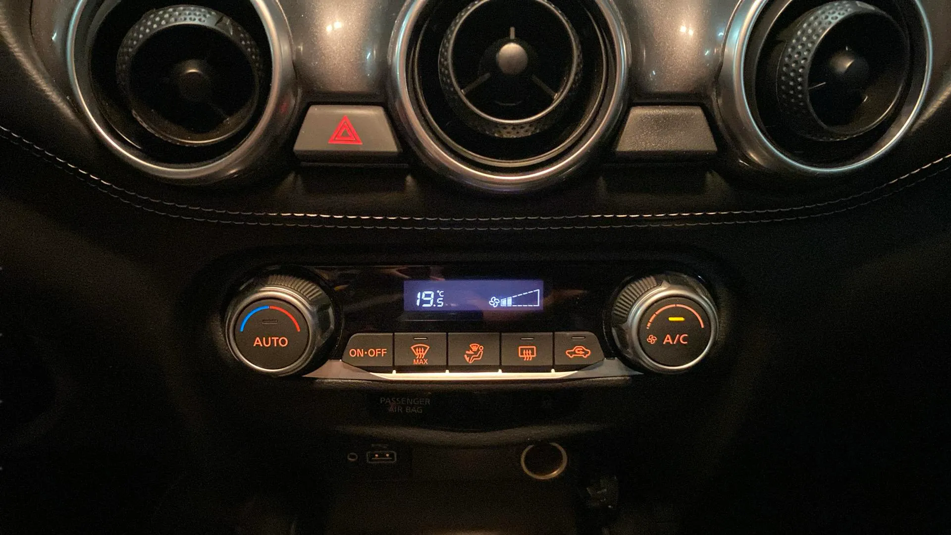 Nissan Juke DIG-T Tekna - foto 20
