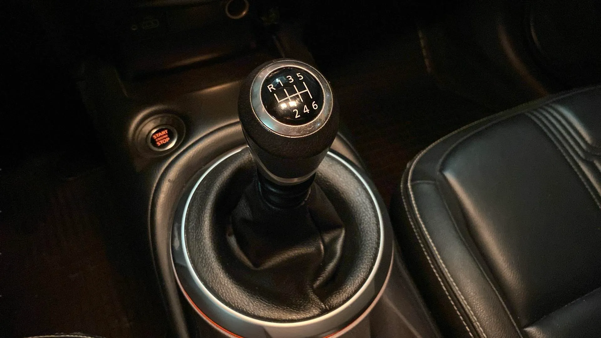 Nissan Juke DIG-T Tekna - foto 21