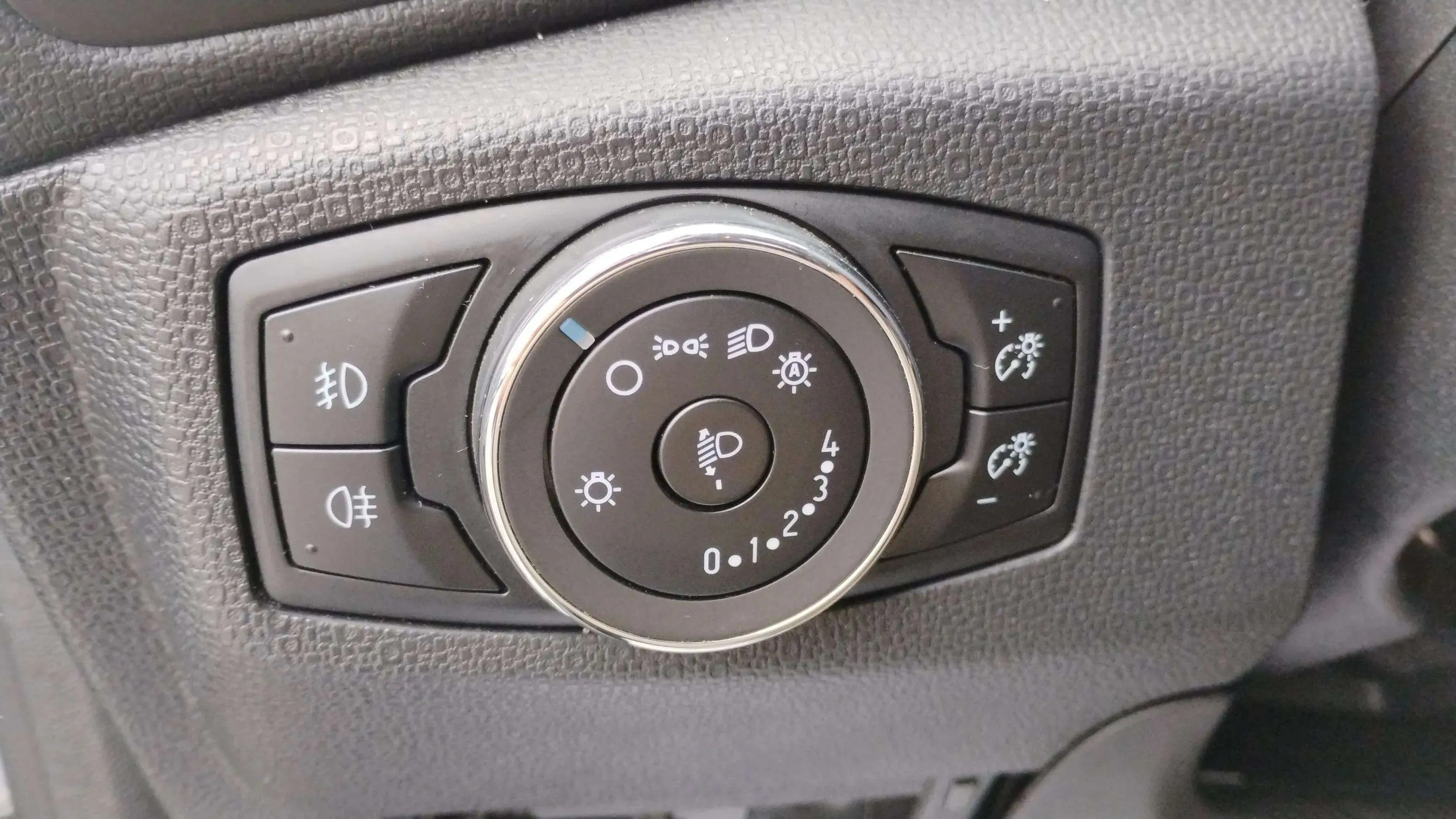 Ford EcoSport 1.0T EcoBoost ST Line - foto 16