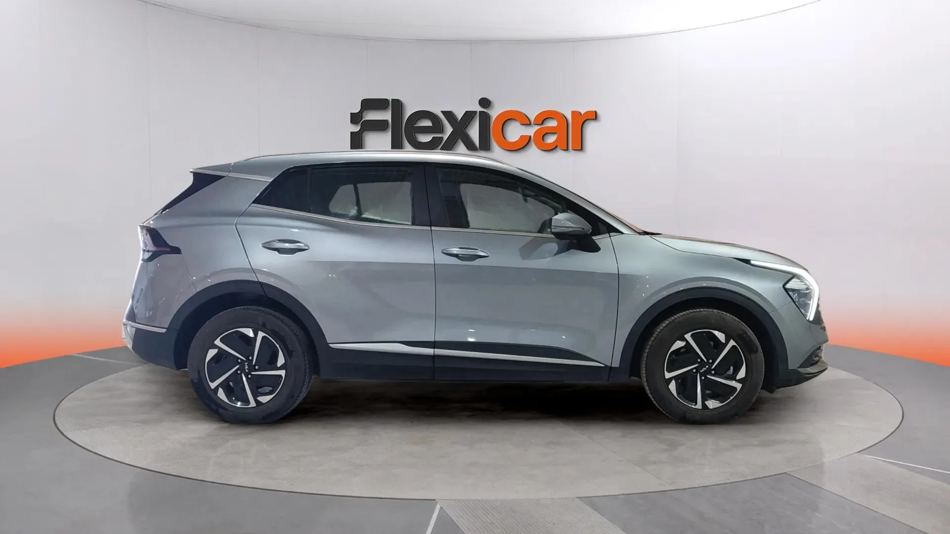 Kia Sportage 1.6 T-GDi HEV Drive 4x2 - foto 3