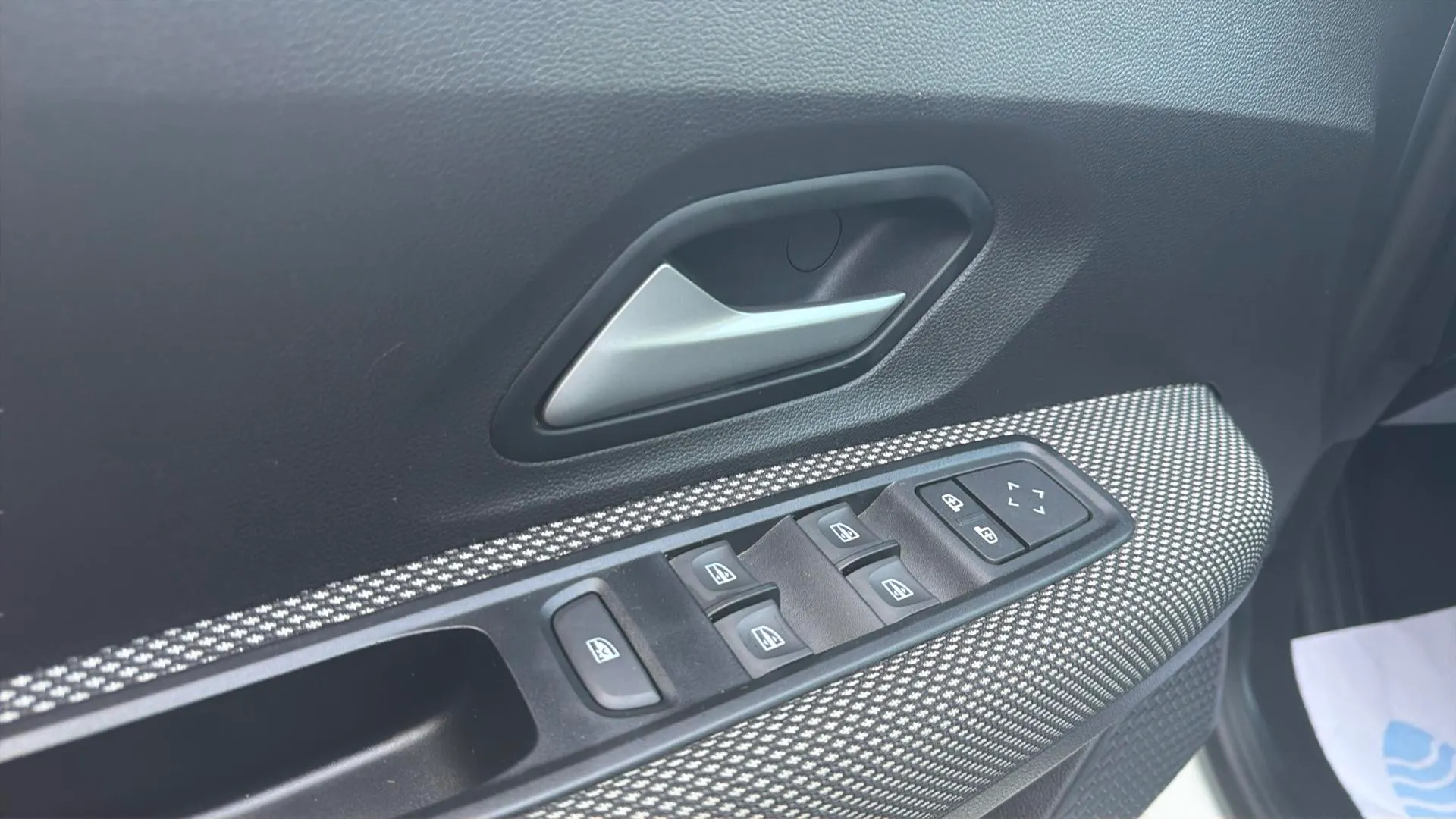 Dacia Sandero Expression TCe - foto 19