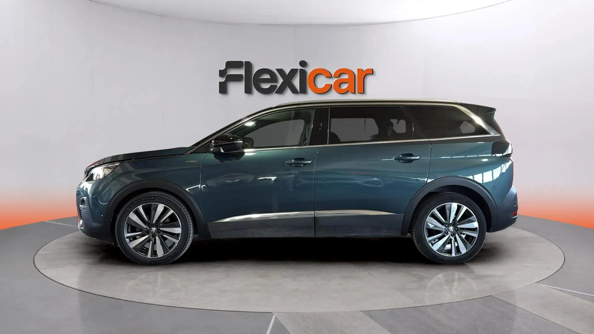 Peugeot 5008 GT-Line 1.2L PureTech EAT8 - foto 4