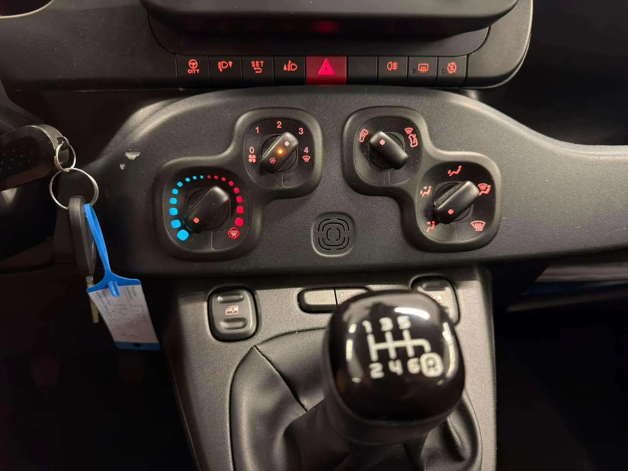 Fiat Panda Hybrid 1.0 GSE Van - foto 17