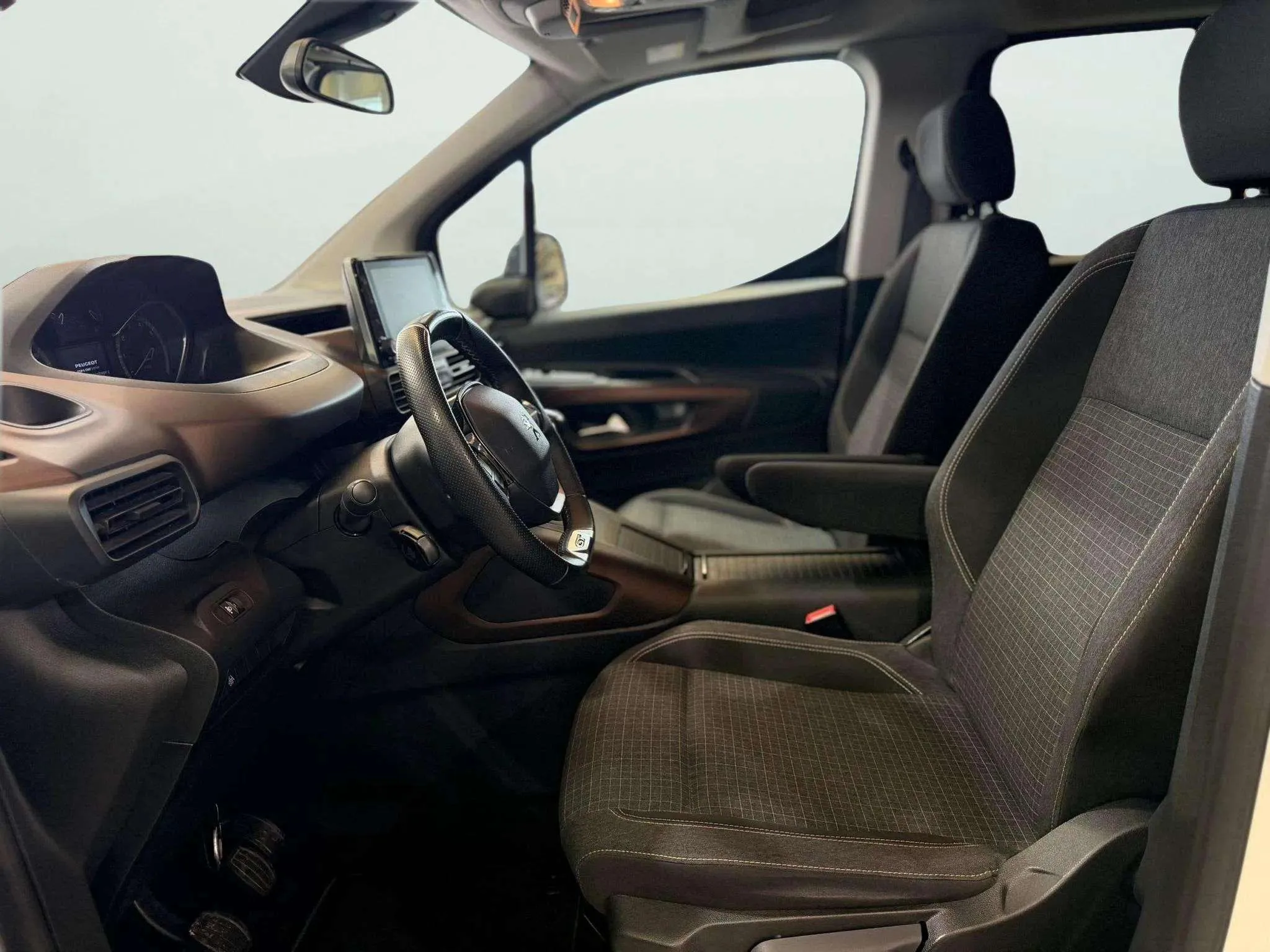 Peugeot Rifter GT Standard BlueHDi - foto 12