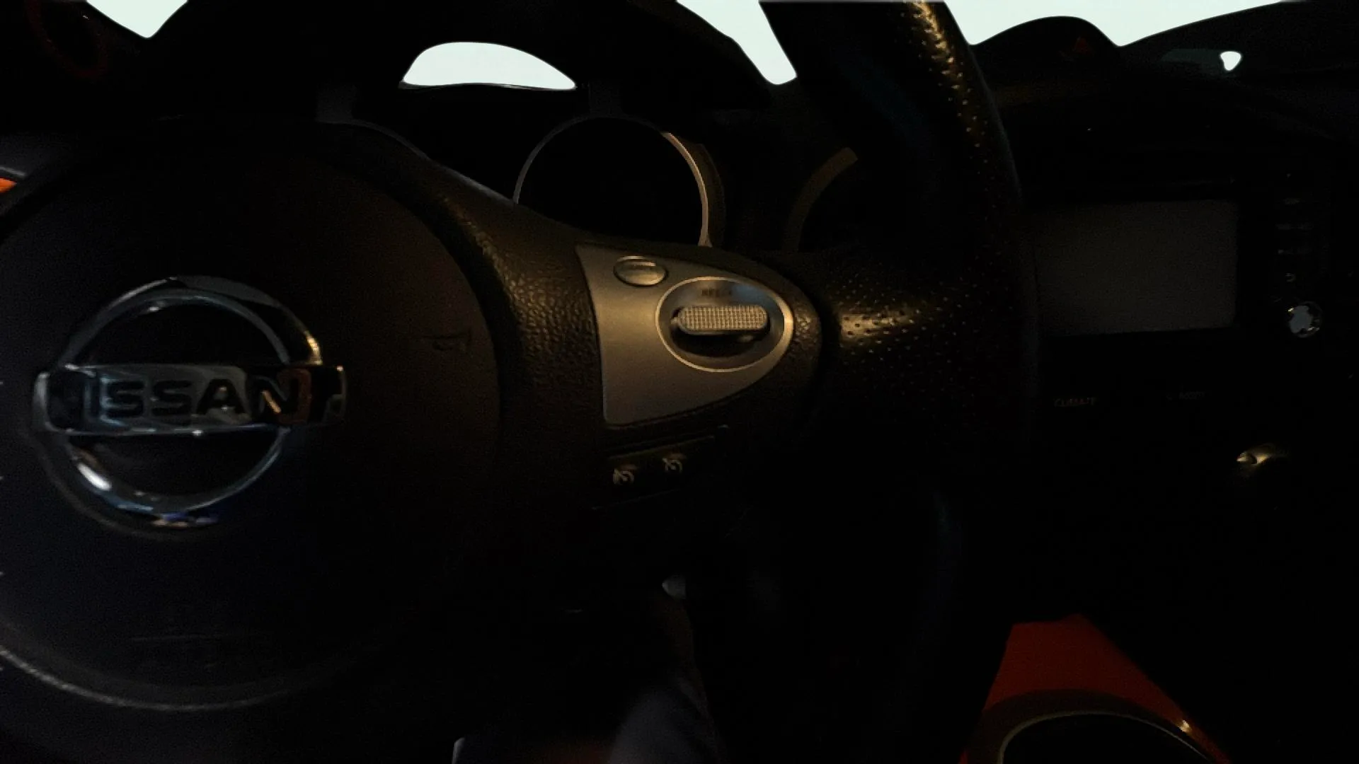 Nissan Juke DIG-T EU6 N-Connecta - foto 15