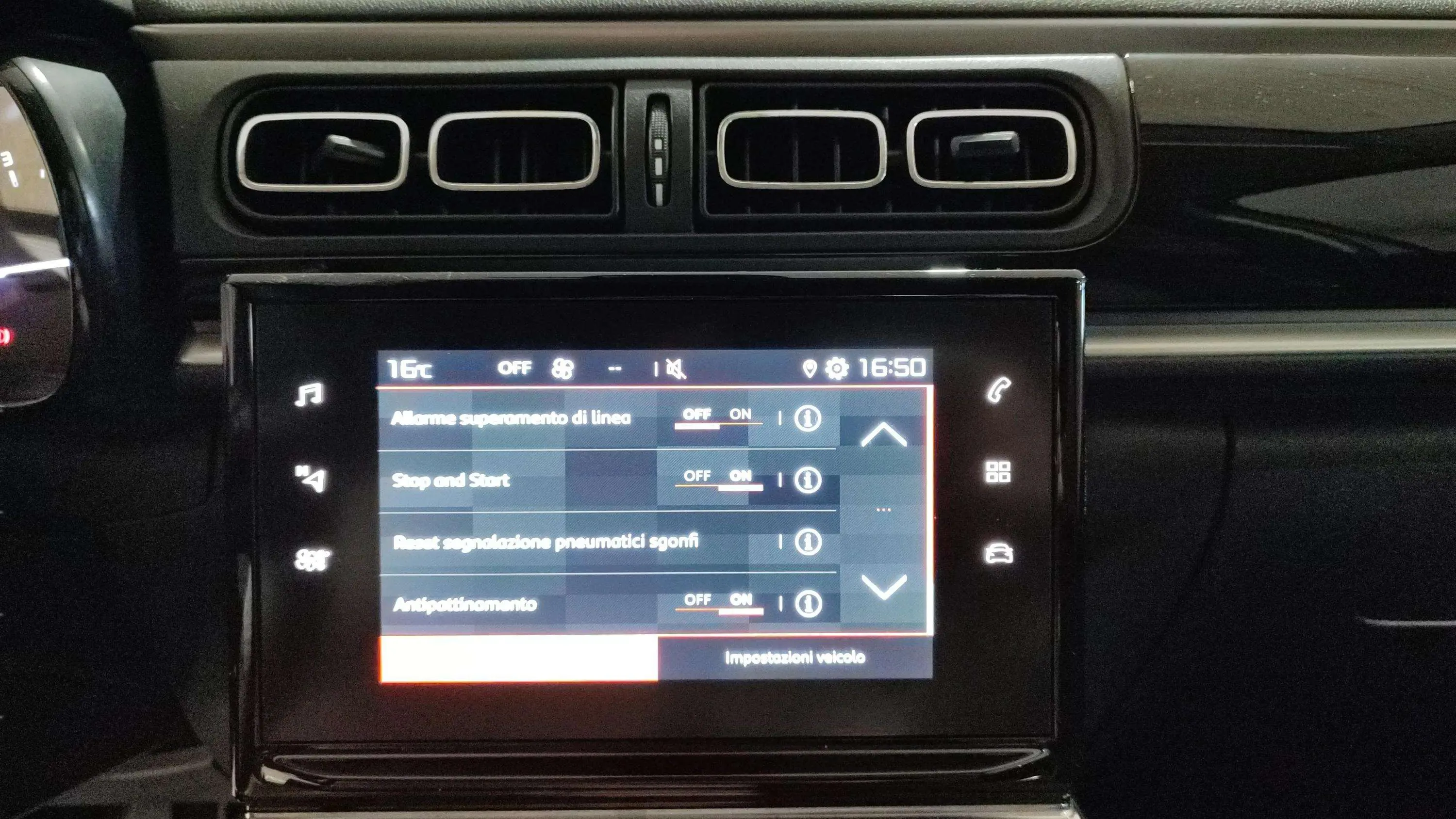 Citroën C3 PureTech Shine - foto 11