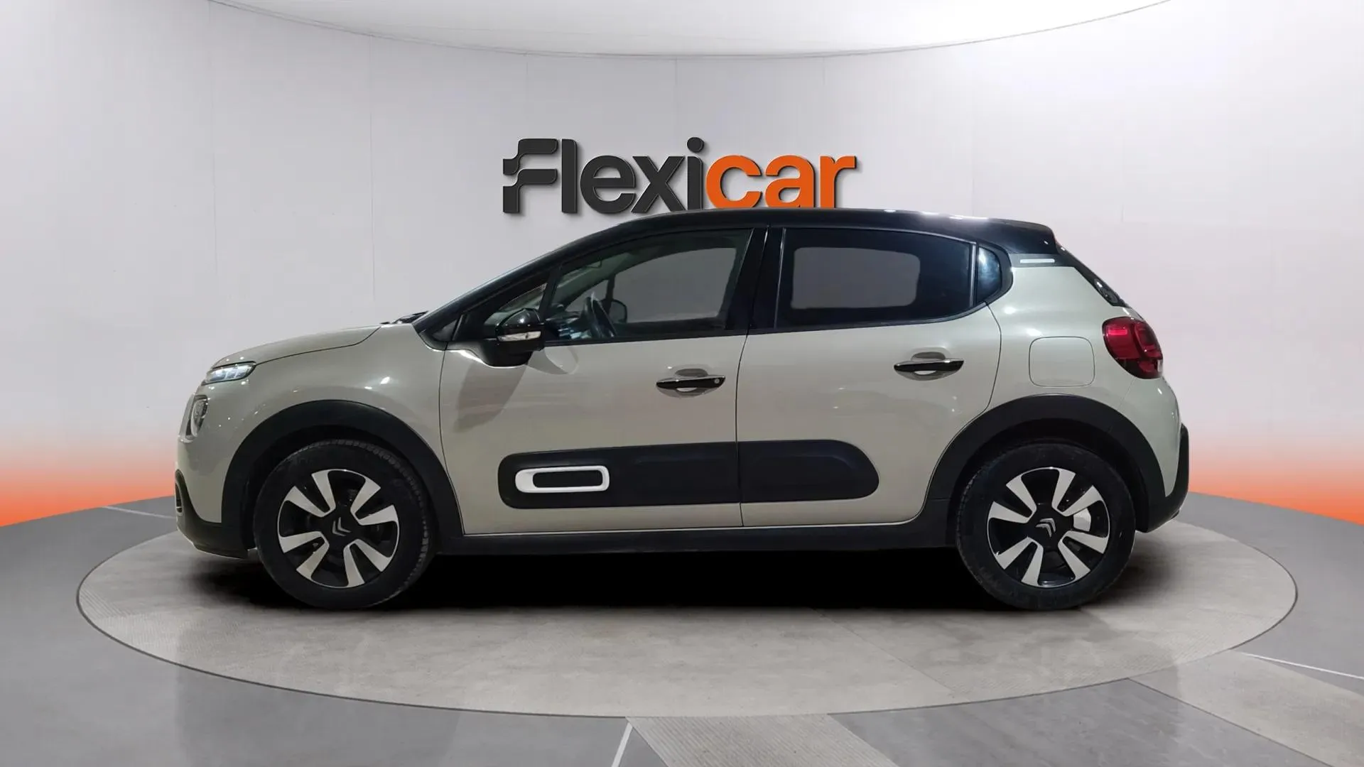 Citroën C3 PureTech Shine - foto 4