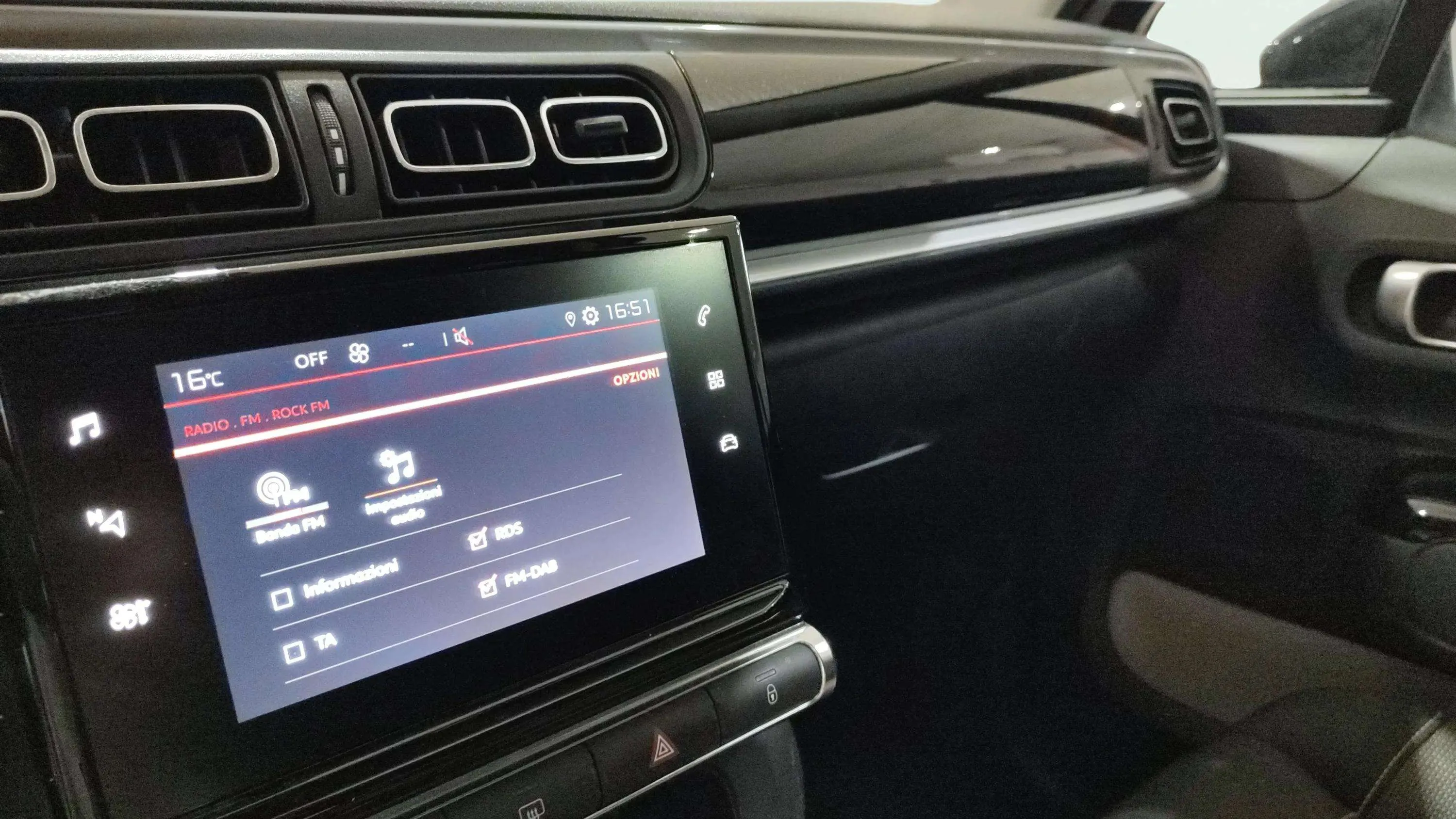 Citroën C3 PureTech Shine - foto 16