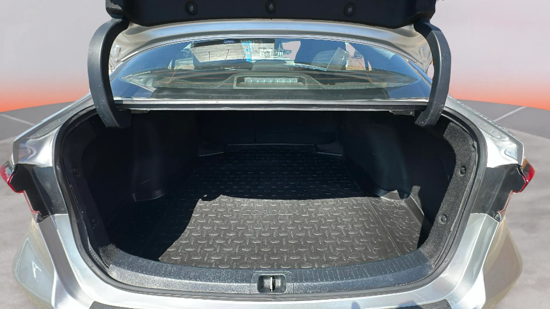 Toyota Corolla 140H Active Plus - foto 10