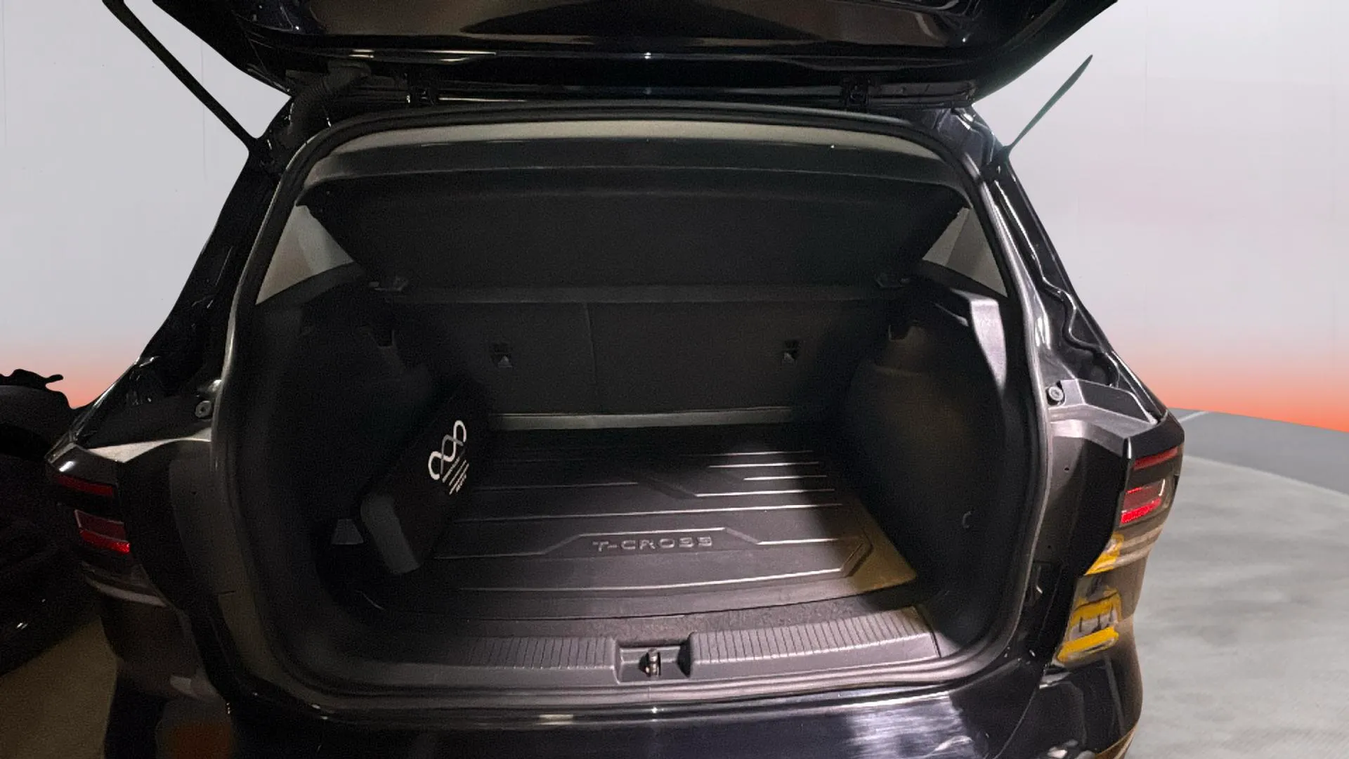 Volkswagen T-Cross Advance 1.0 TSI DSG - foto 11