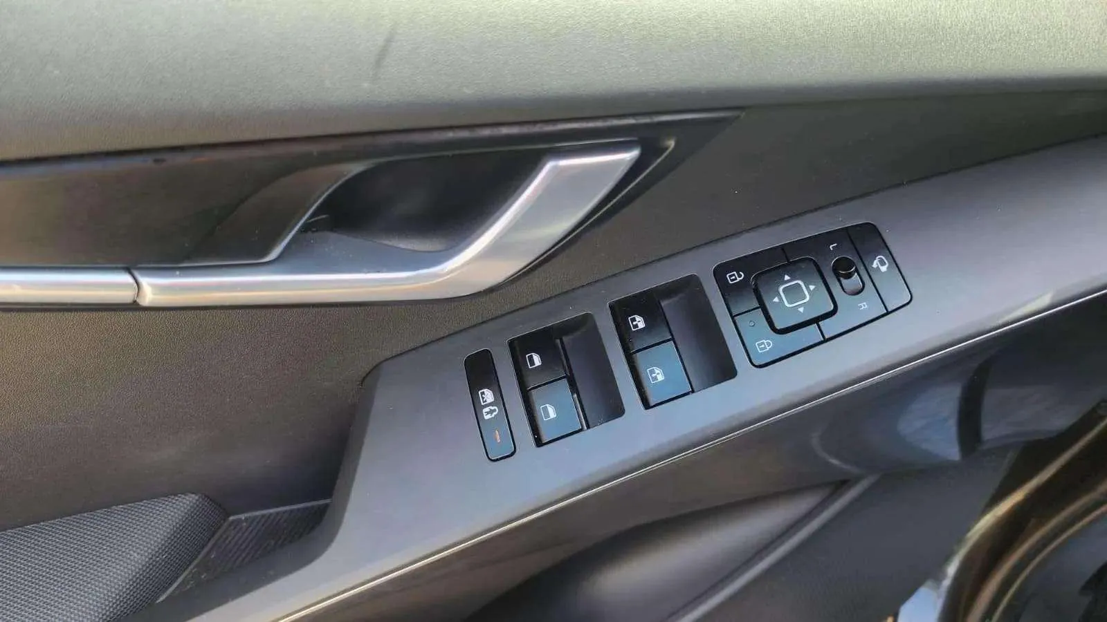 Kia Niro 1.6 GDi HEV Concept - foto 22