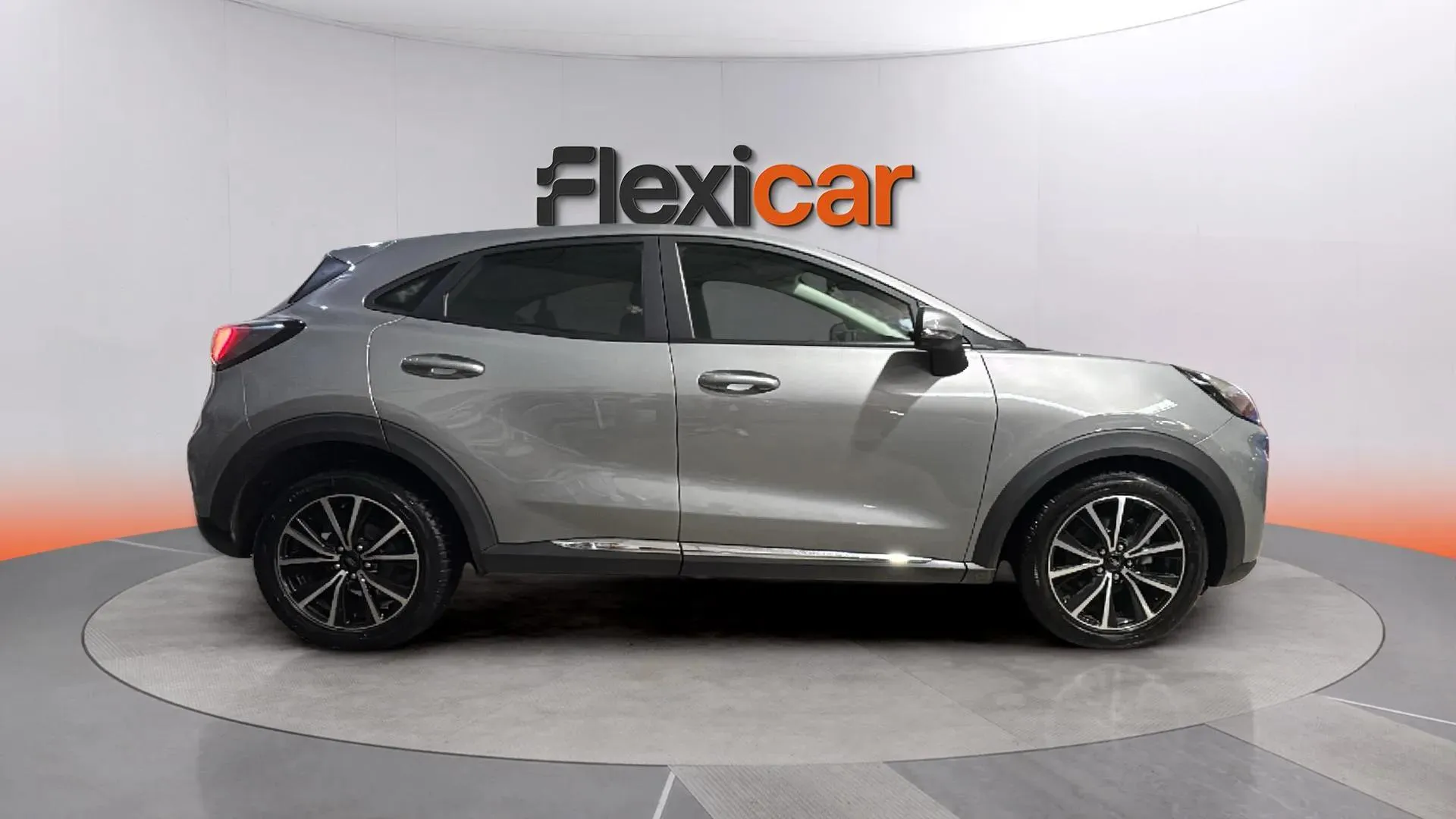 Ford Puma 1.0 EcoBoost Titanium - foto 8