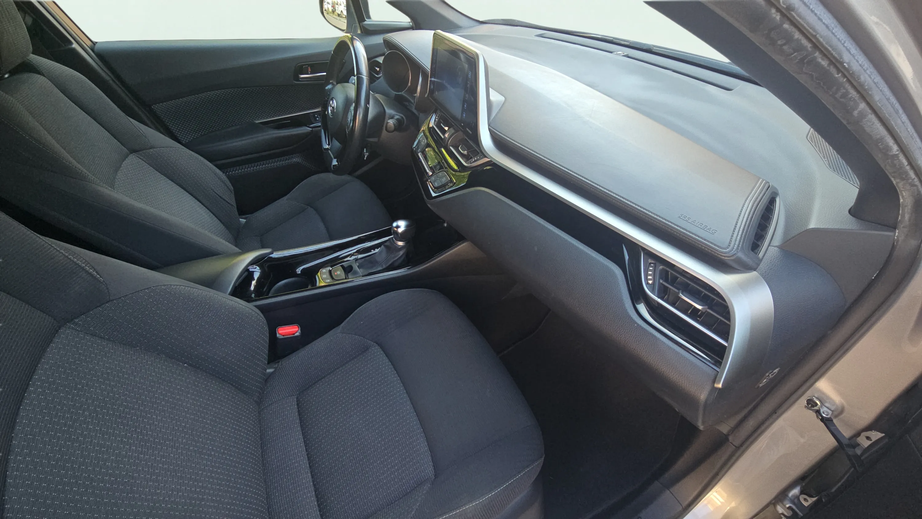 Toyota C-HR 1.8 125H Advance - foto 16