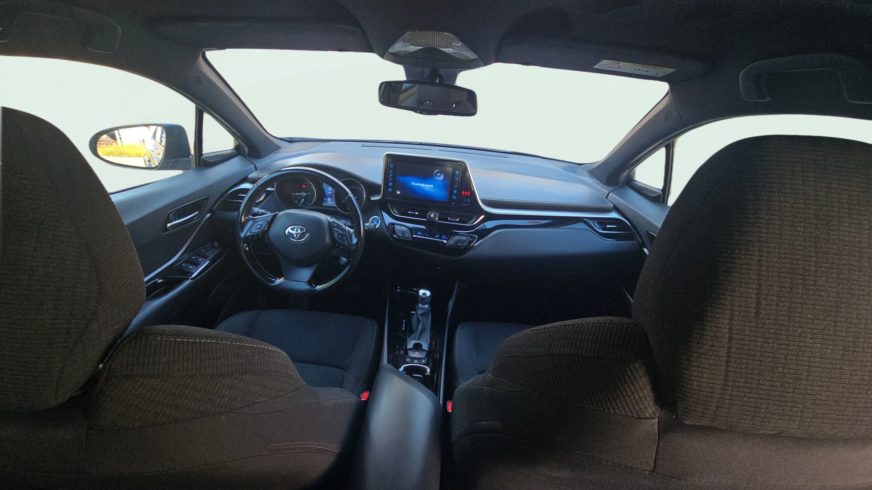Toyota C-HR 1.8 125H Advance - foto 17