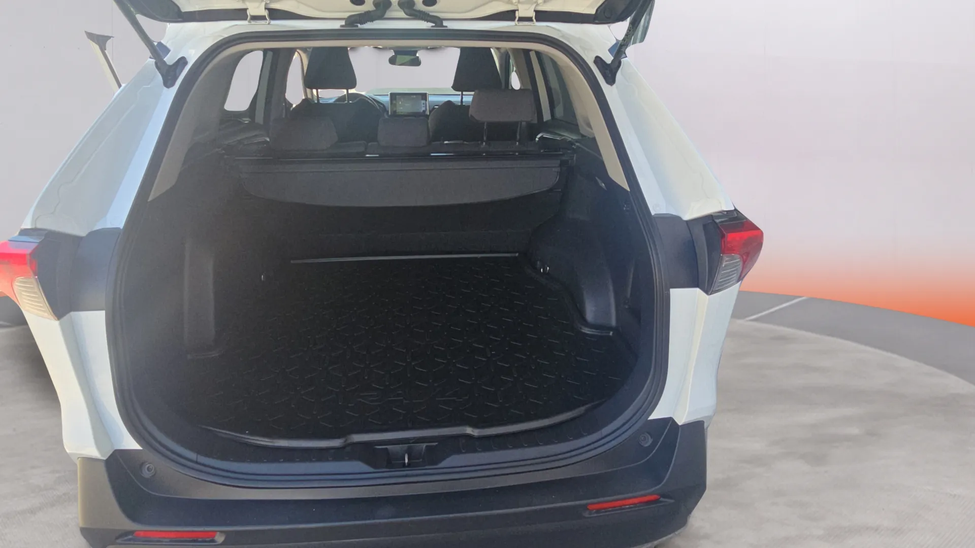 Toyota RAV4 2.5l 220H Business - foto 6