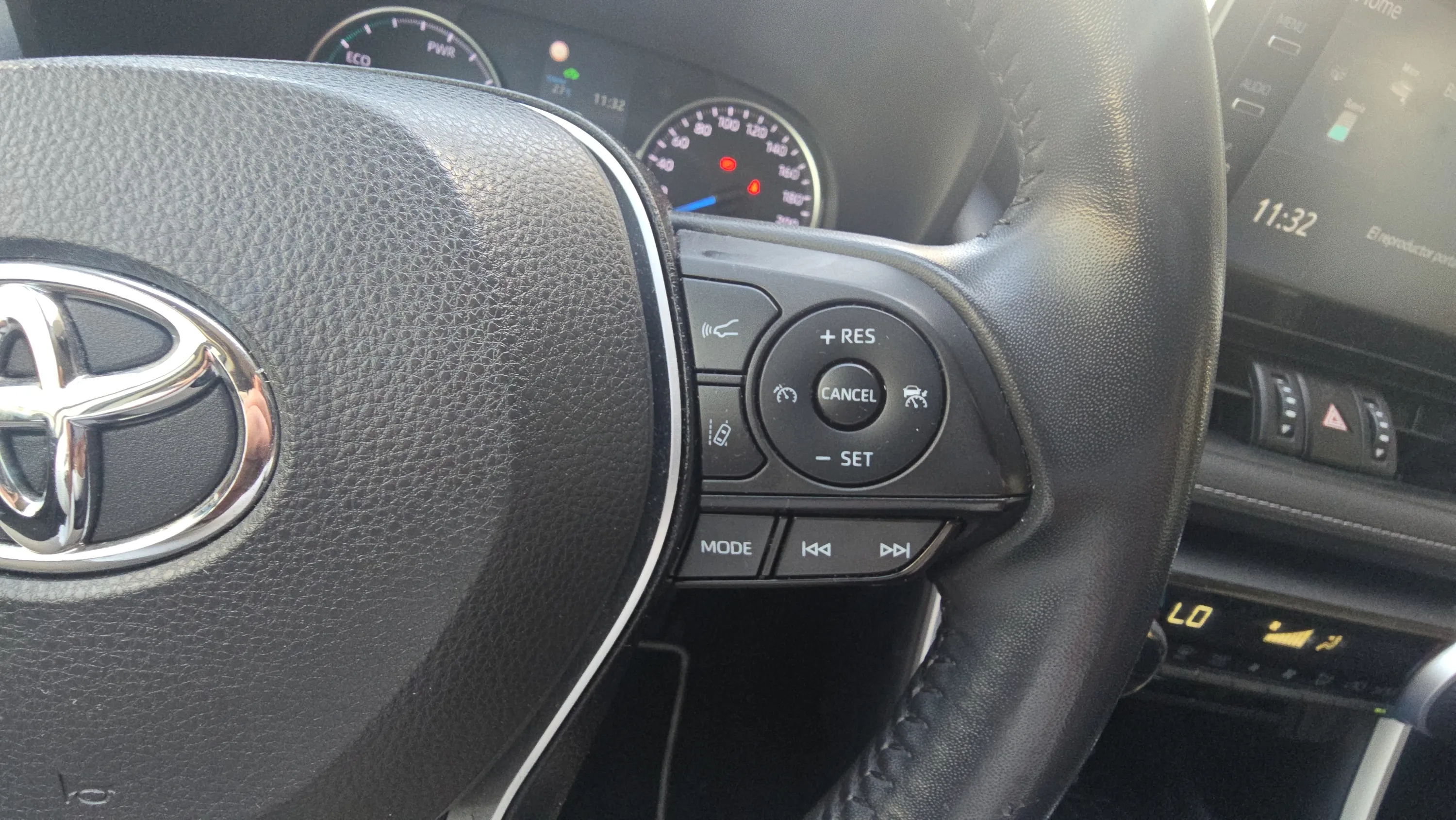 Toyota RAV4 2.5l 220H Business - foto 21