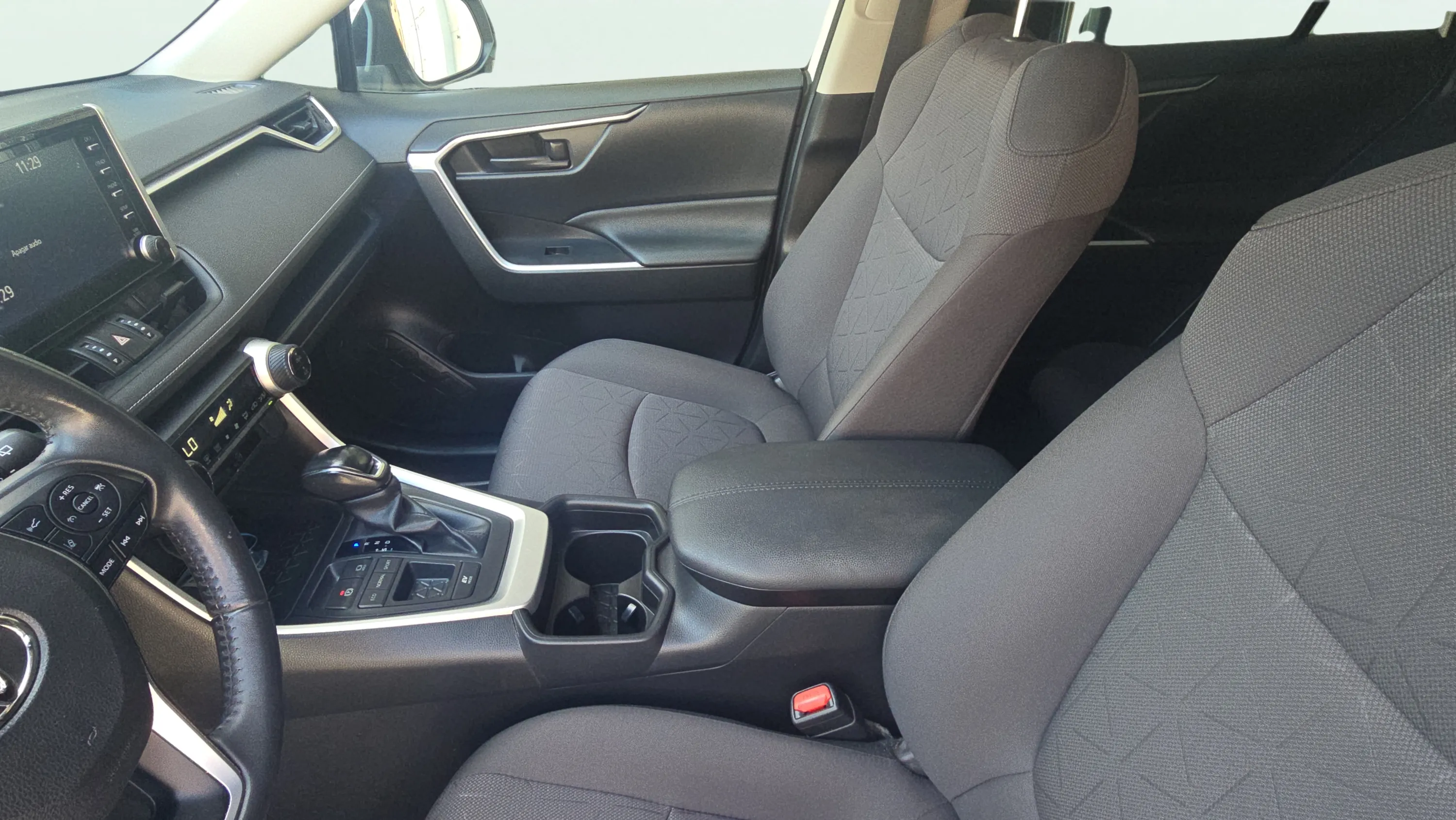 Toyota RAV4 2.5l 220H Business - foto 12