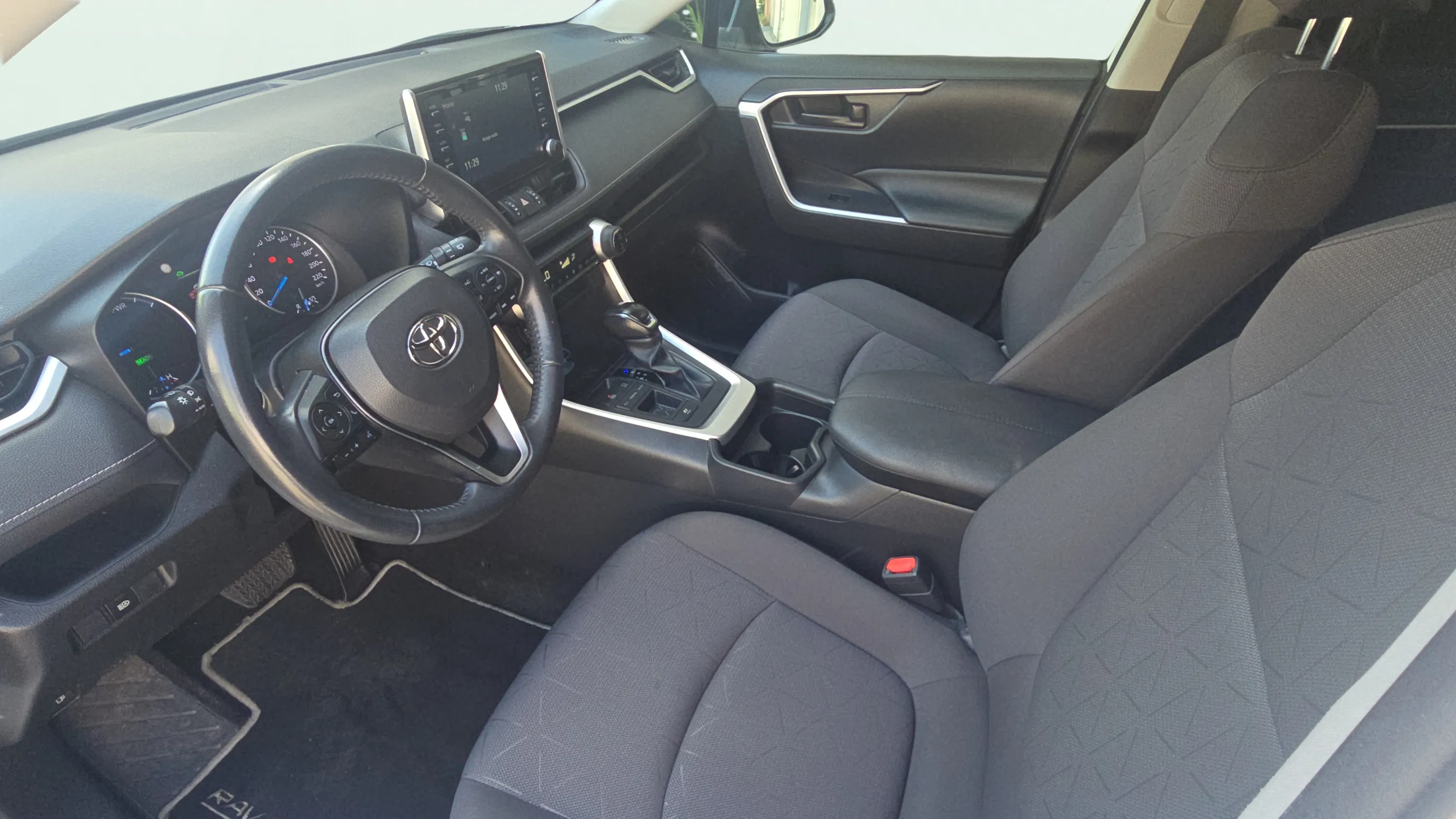 Toyota RAV4 2.5l 220H Business - foto 11