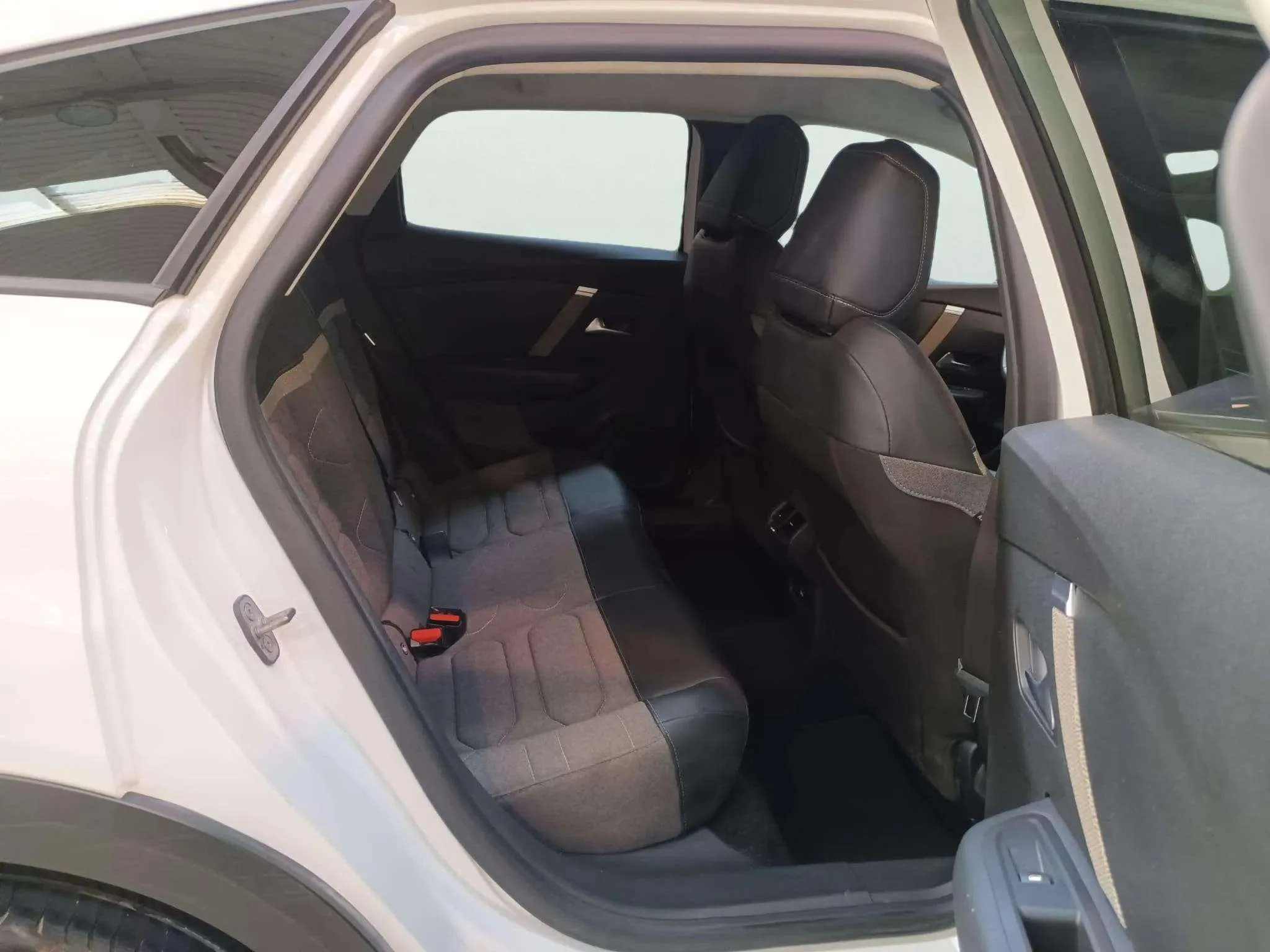 Citroën C4 PureTech 130 Feel Pack - foto 9