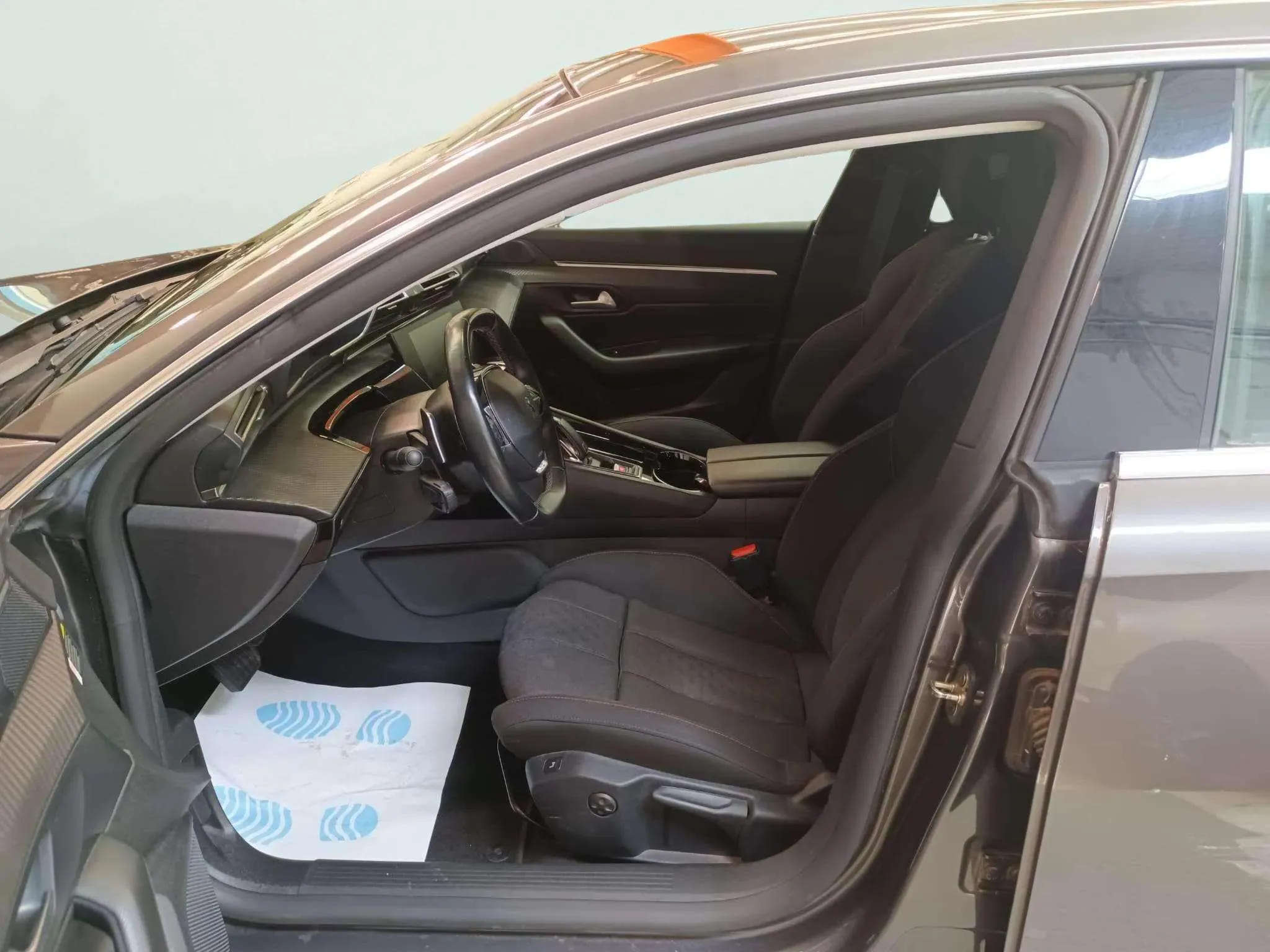 Peugeot 508 Business Line BlueHDi 130 EAT8 - foto 10