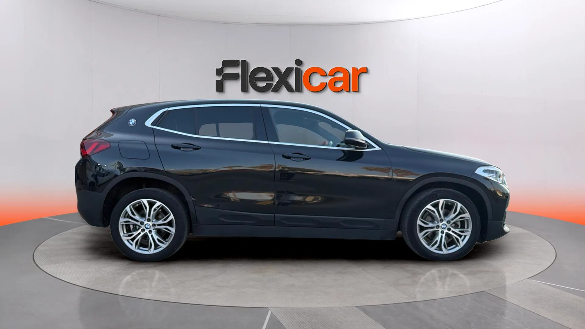 BMW X2 sDrive18i - foto 4