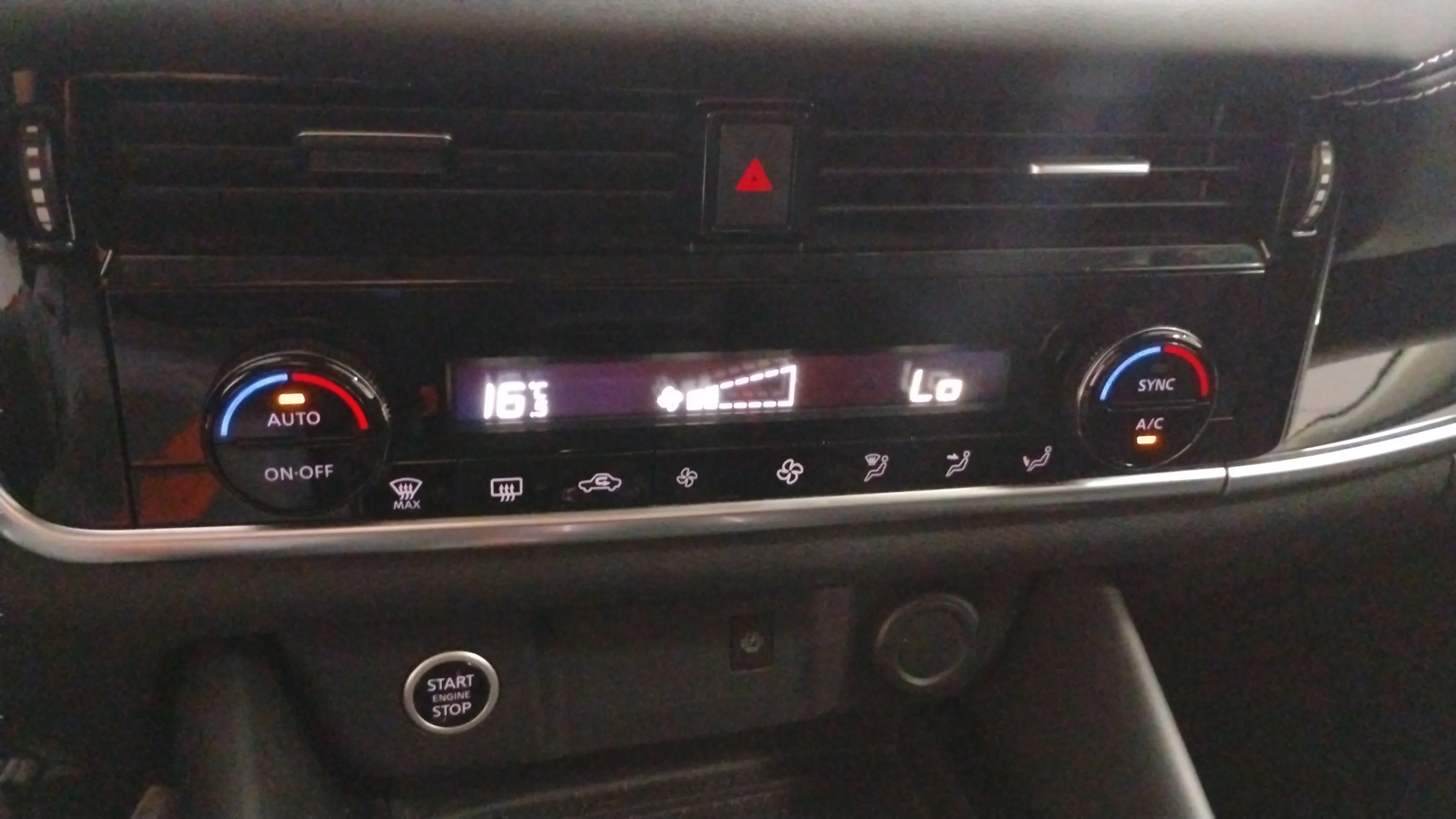 Nissan Qashqai DIG-T mHEV Xtronic 4x4 N-GO - foto 13
